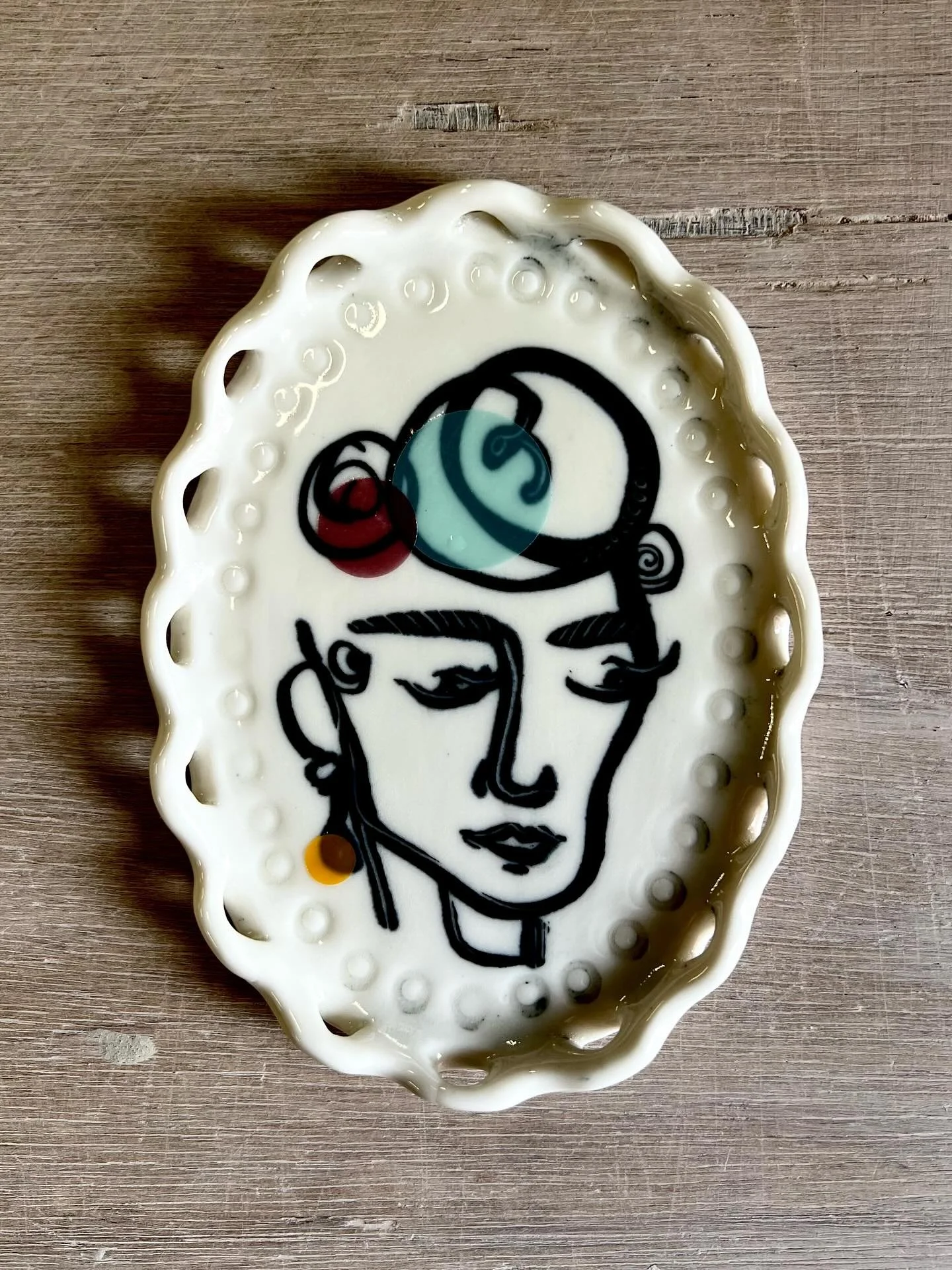 〰️ A small porcelain Cameo Dish.  12 x 9cm 〰️ 

@springfling 23rd - 25th May 2026, Clay Works Studios 

#porcelain #cameojewelry #ceramics
