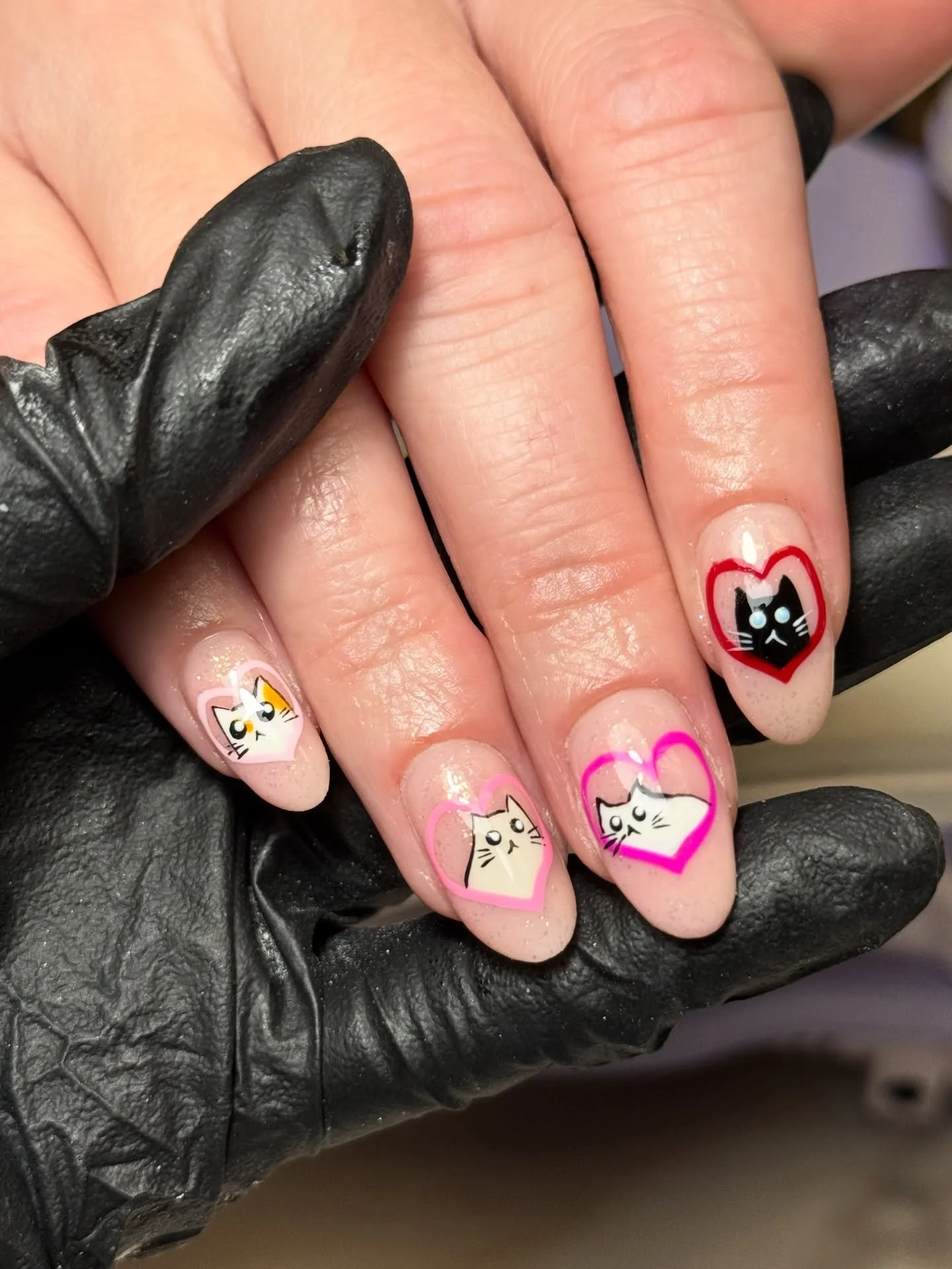 I know this is going to shock everyone, but @nailsbyblanc did another cat set.