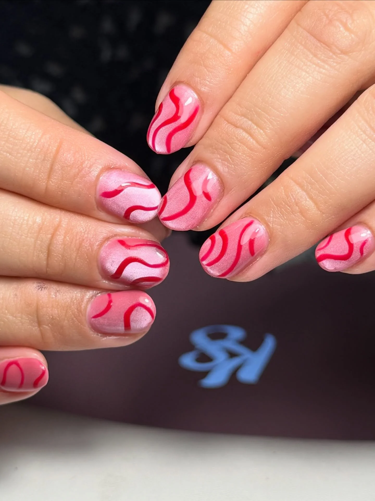 Swirly cat eye goodness by @misha_ray84