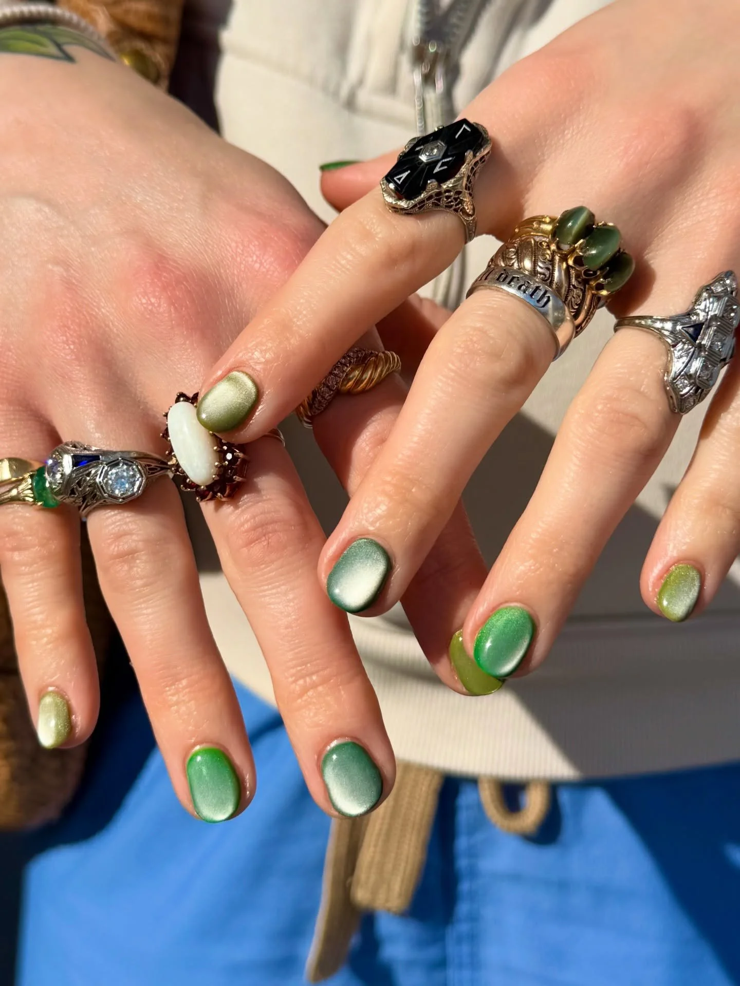 Eat your greens. Builder mani by @tlynnes_nails