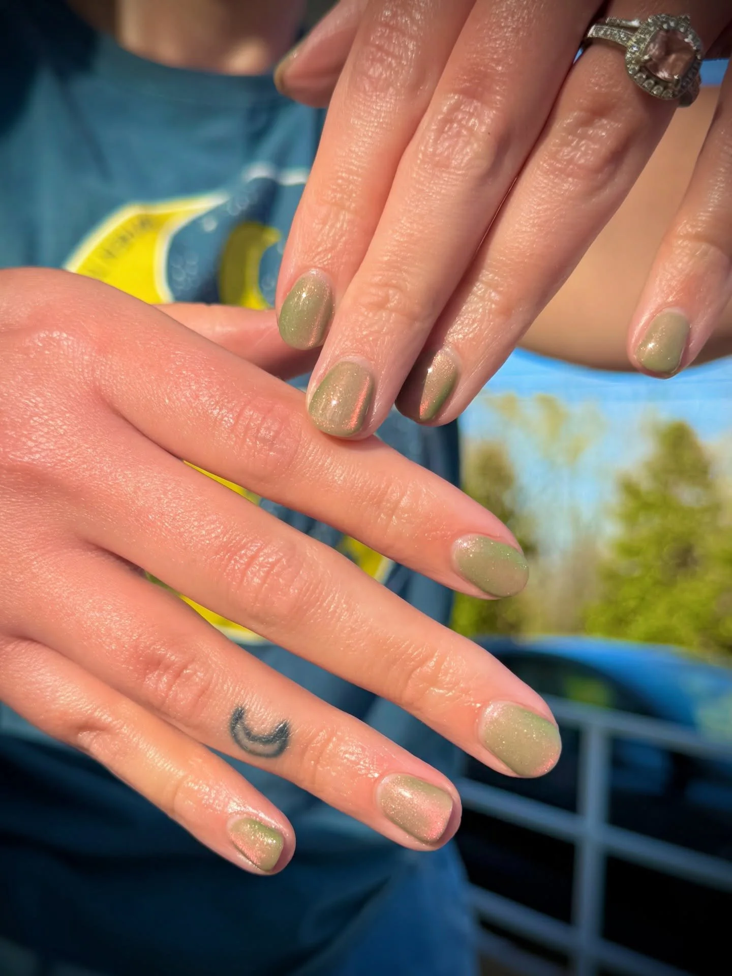 New colors must be used IMMEDIATELY! Dying over this cat eye that just landed at the shop.