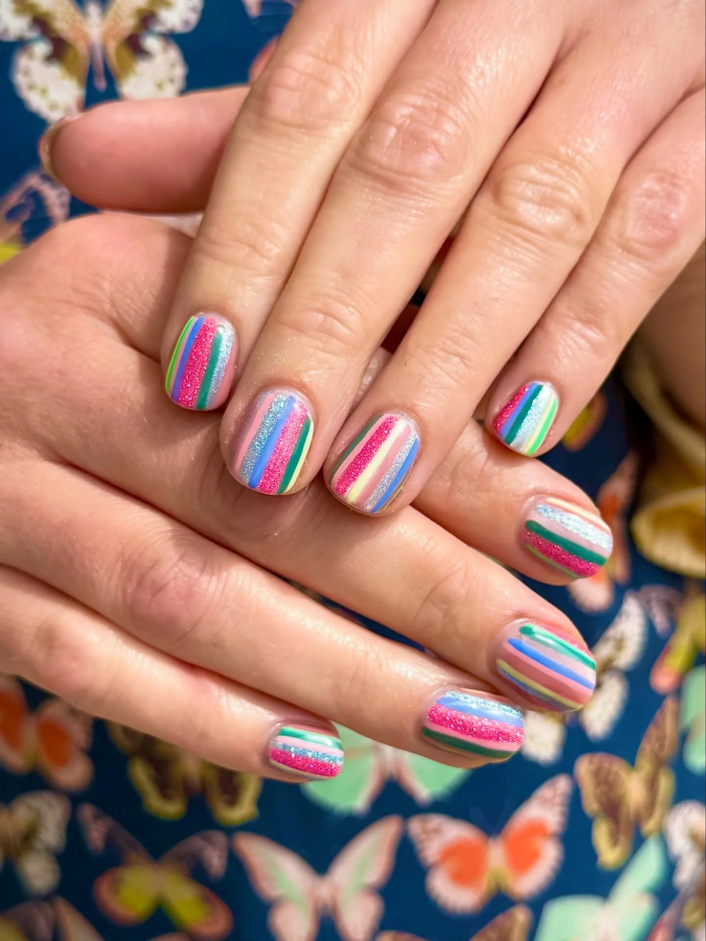 Spring stripes. 🦋