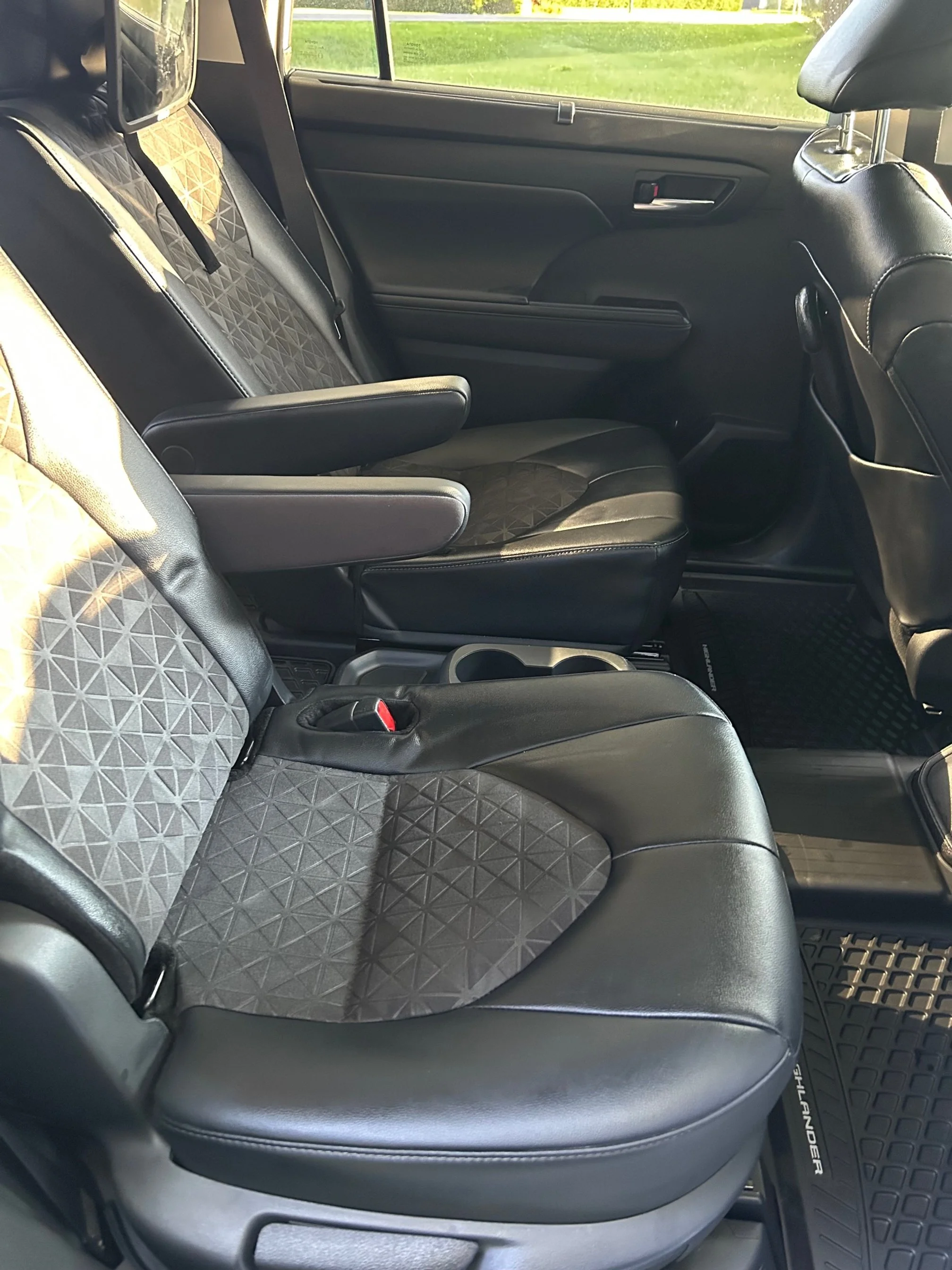 Toyota SUV interior detailing- after