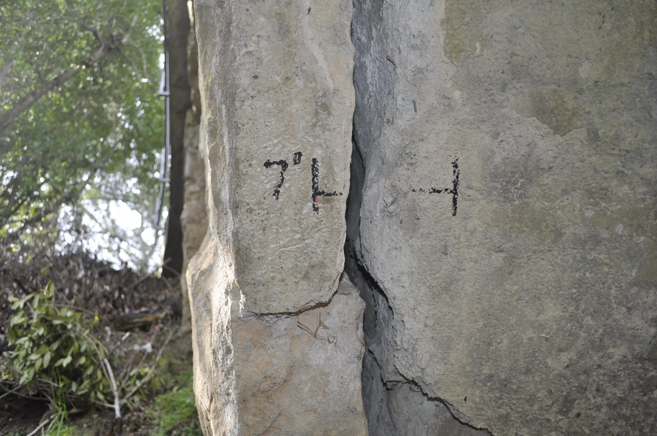 saratoga-bridge-7-inch-concrete-separation