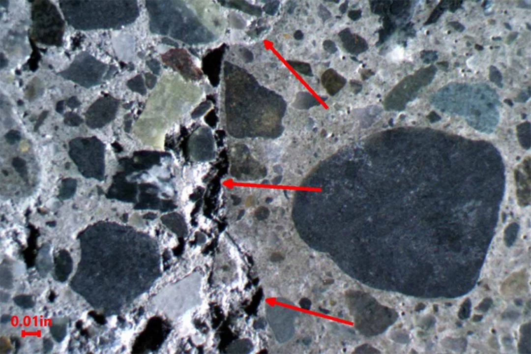 Petrographic look at a cold joint. Clearly shows the two separate pours.