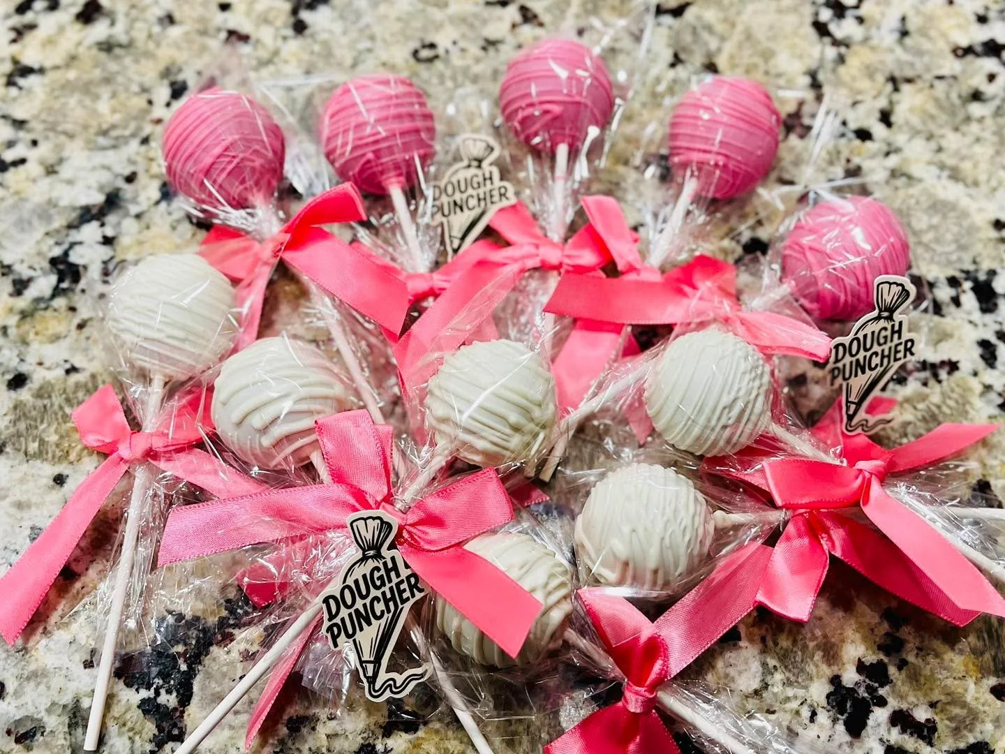 Sweet and delicious! 😋  #surpriseaz #cottagebaker #yum #arizonalocals #cakepops #sugarcookies