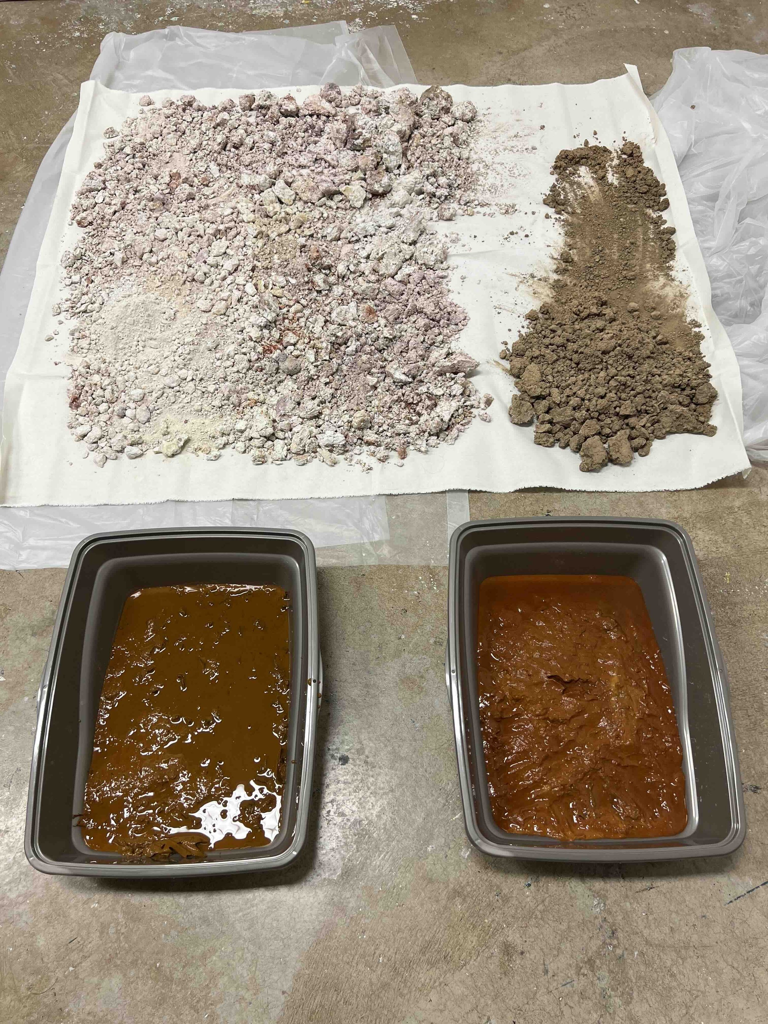 Wild clay and Acid mine drainage (AMD) collected in the field (Centre Co., Pennsylvania) - 2024.