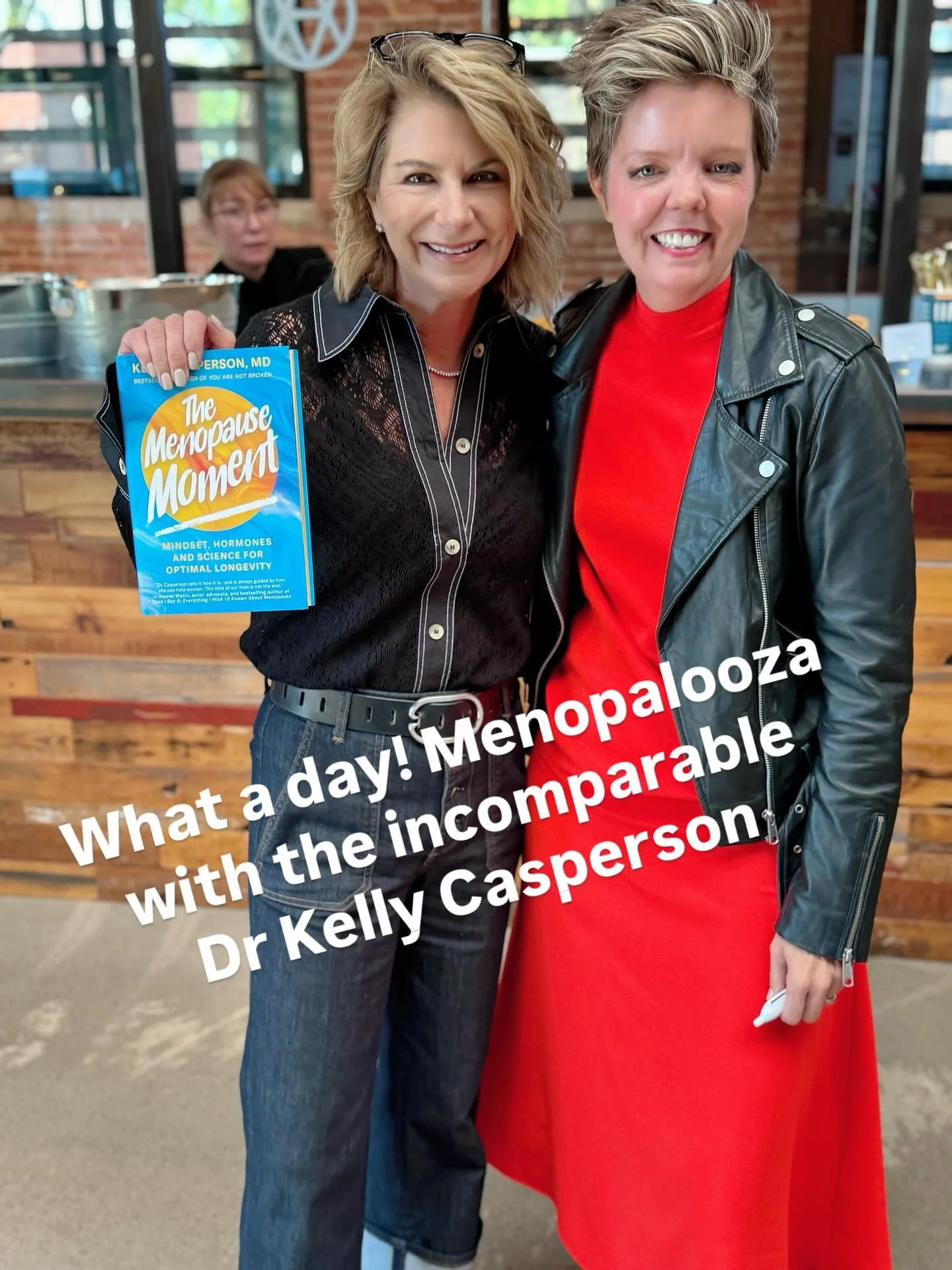Still buzzing after meeting @kellycaspersonmd at the Chicago event. Grateful for the wisdom, laughs, and the reminder that women supporting women changes everything. 🙌 #MidlifeStrong #WomenUpliftingWomen
themenopausestore.us themenopausestoreus@gmai