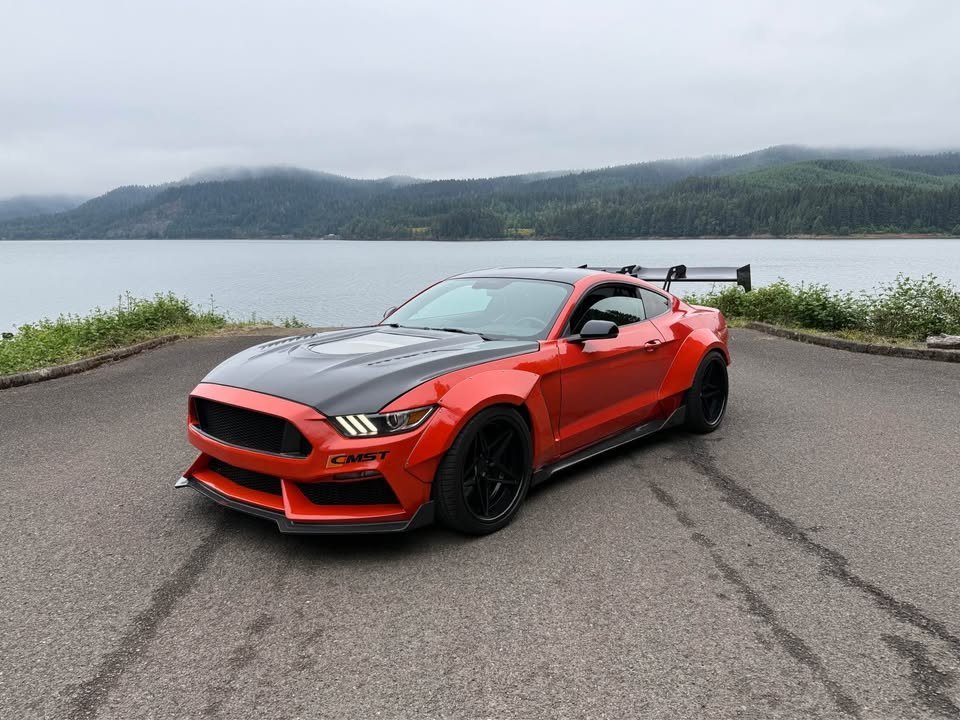 2016 Ford Mustang GT Premium Coupe 2D