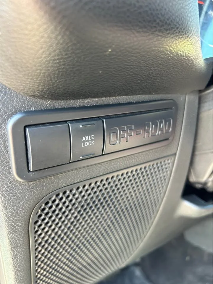 799364412_28376875711975797_1971892736970742672_n.jpg