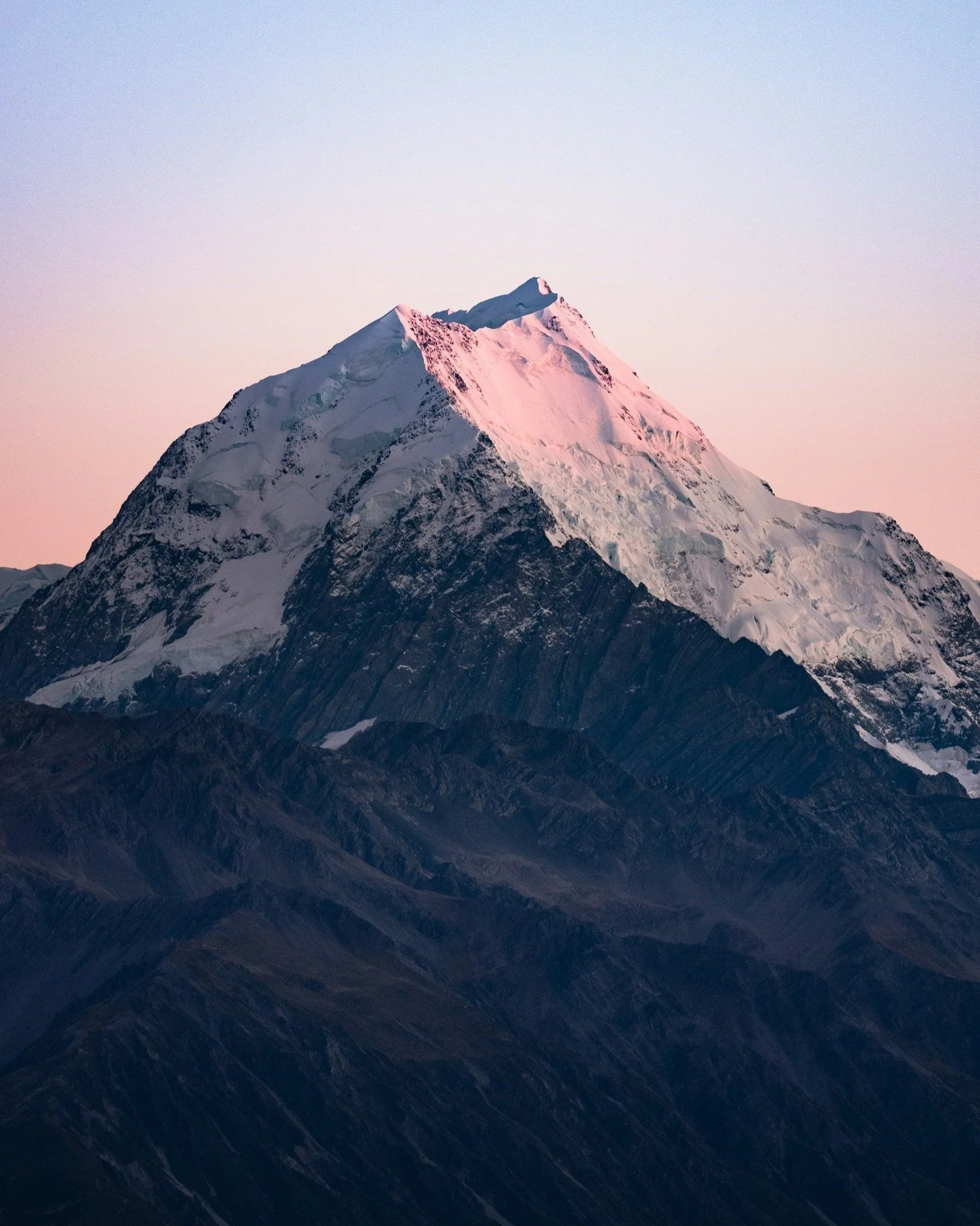 Mountain picure for inspiring quote from Murray Brown relating to Bowen Therapy