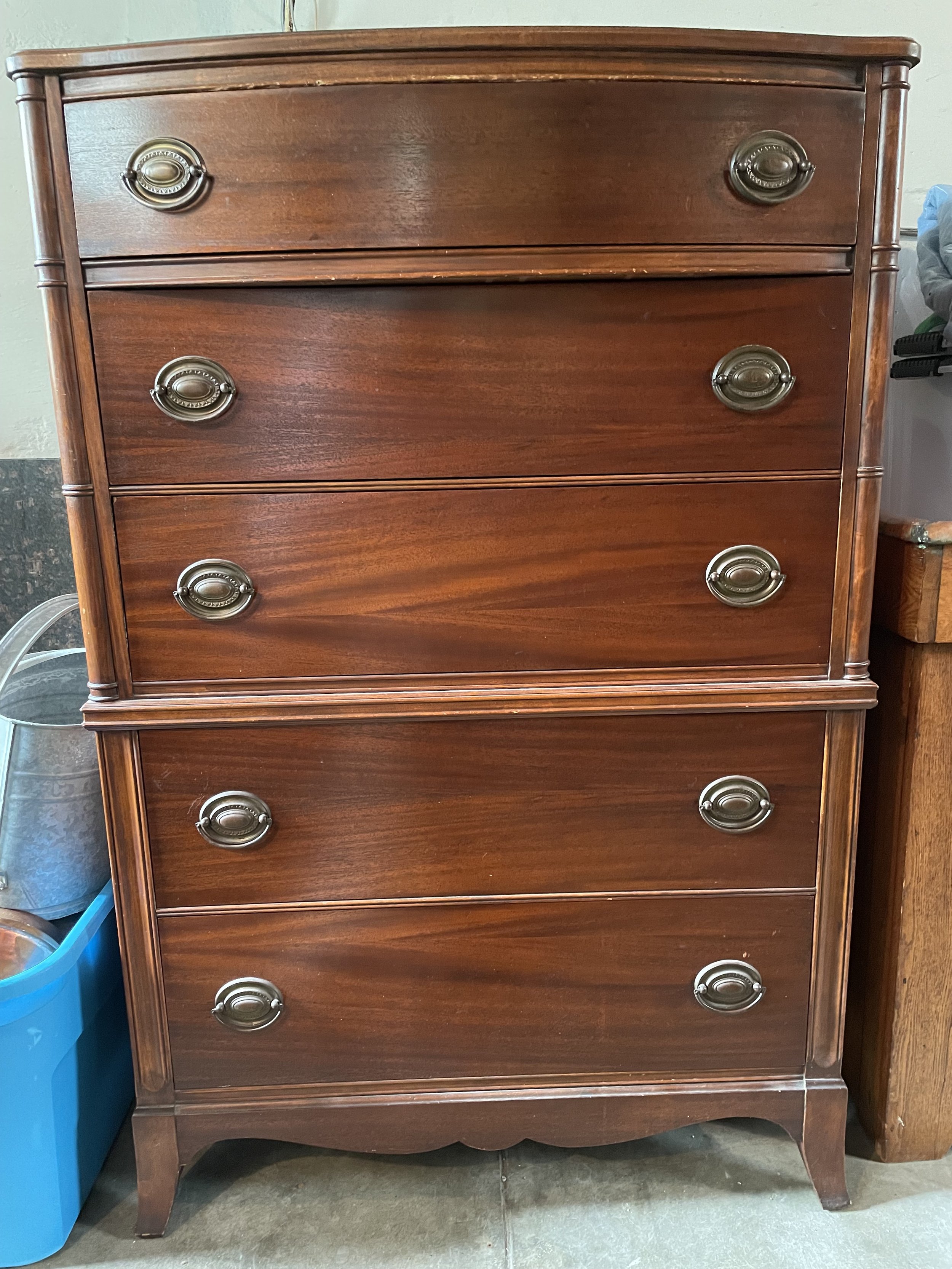 1940s Vintage 5 Drawer Huntley Dresser - $150