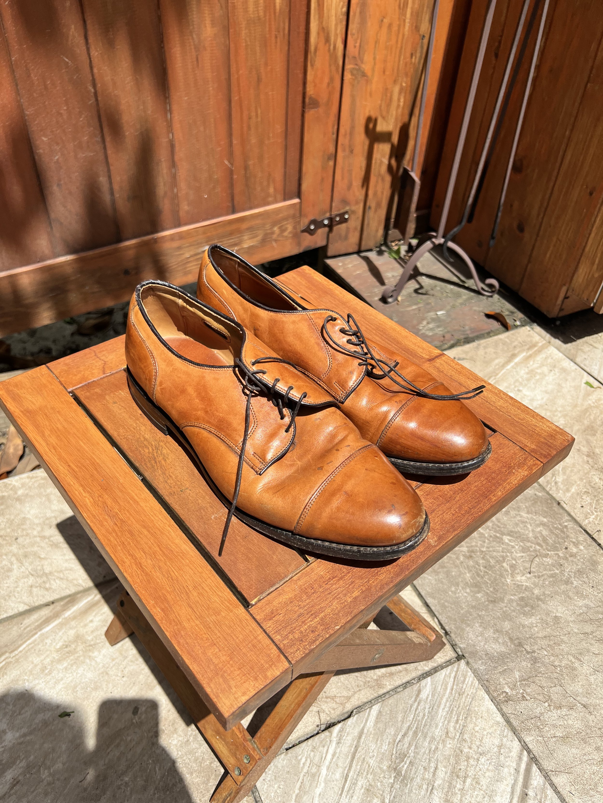 Allen Edmonds Mens Oxford Loafer Size 11 - $40