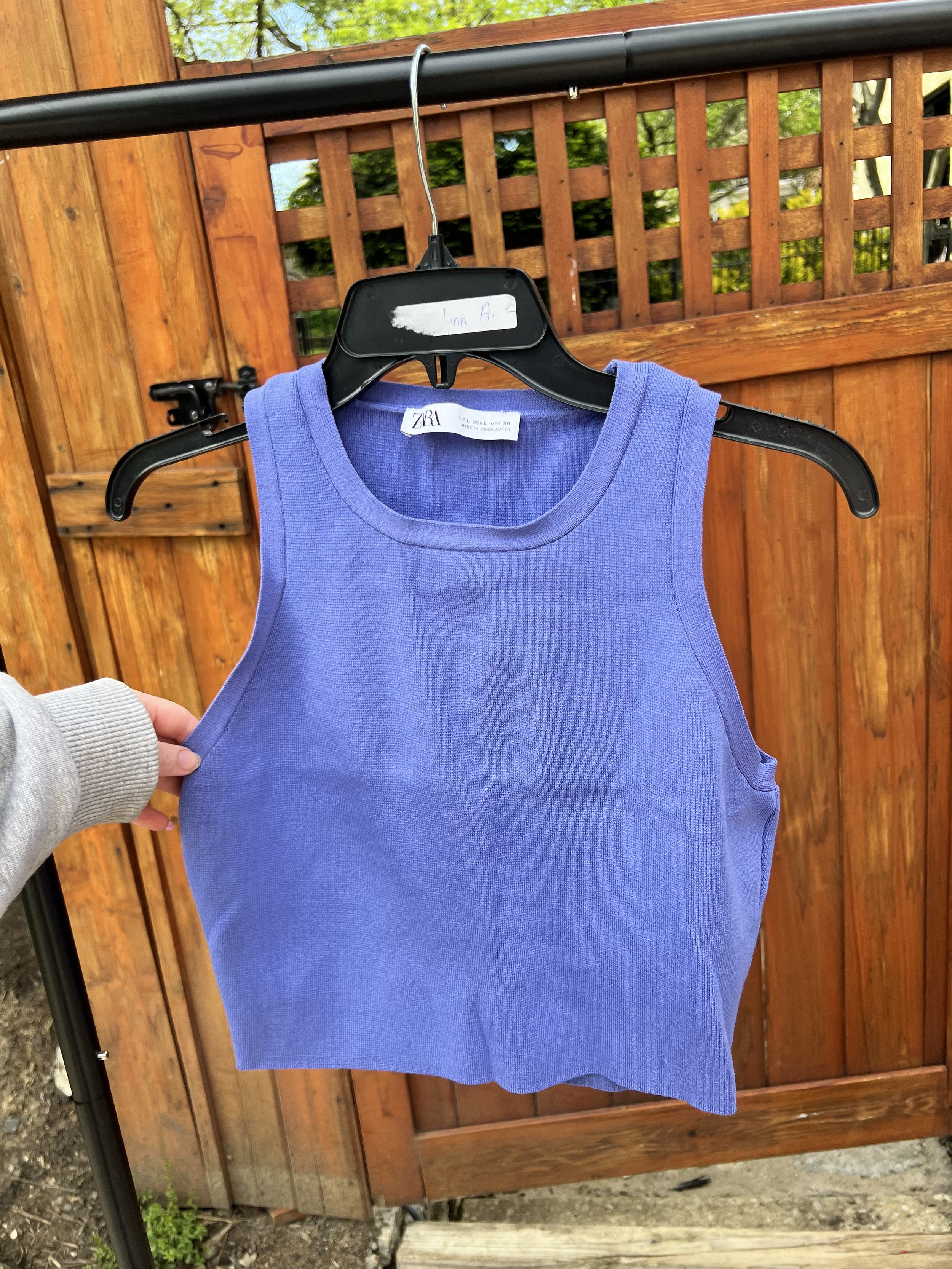 Zara Sleeveless Shirt - $10