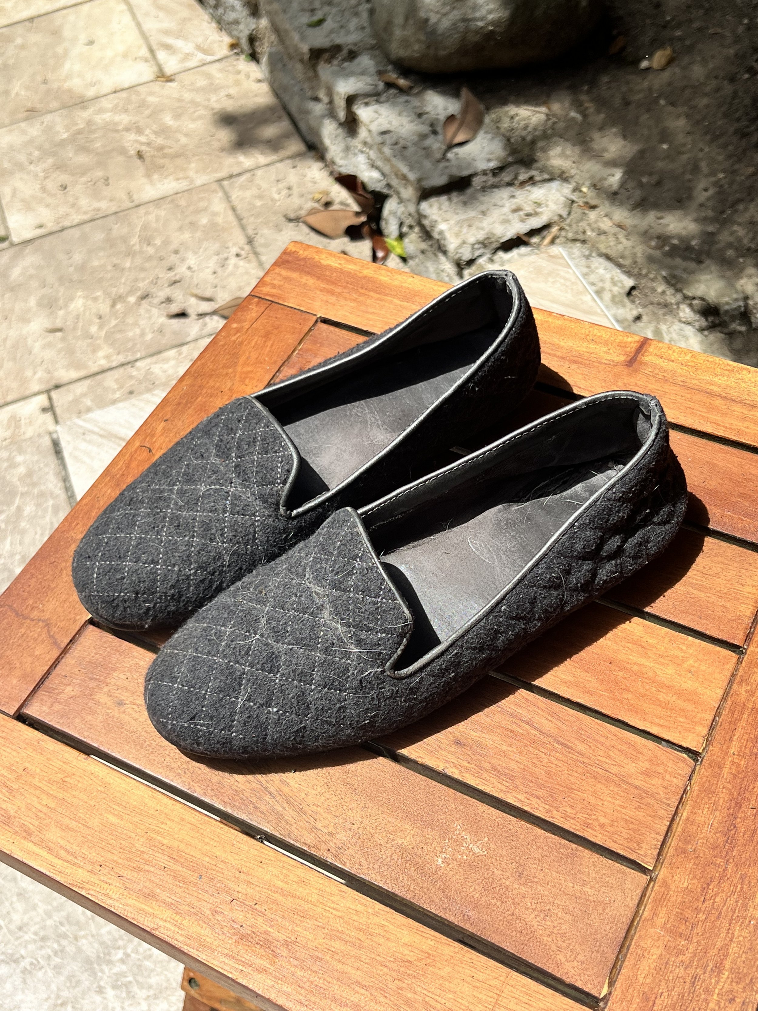 Quilted Slipper Shoes Women Size 7 - $15