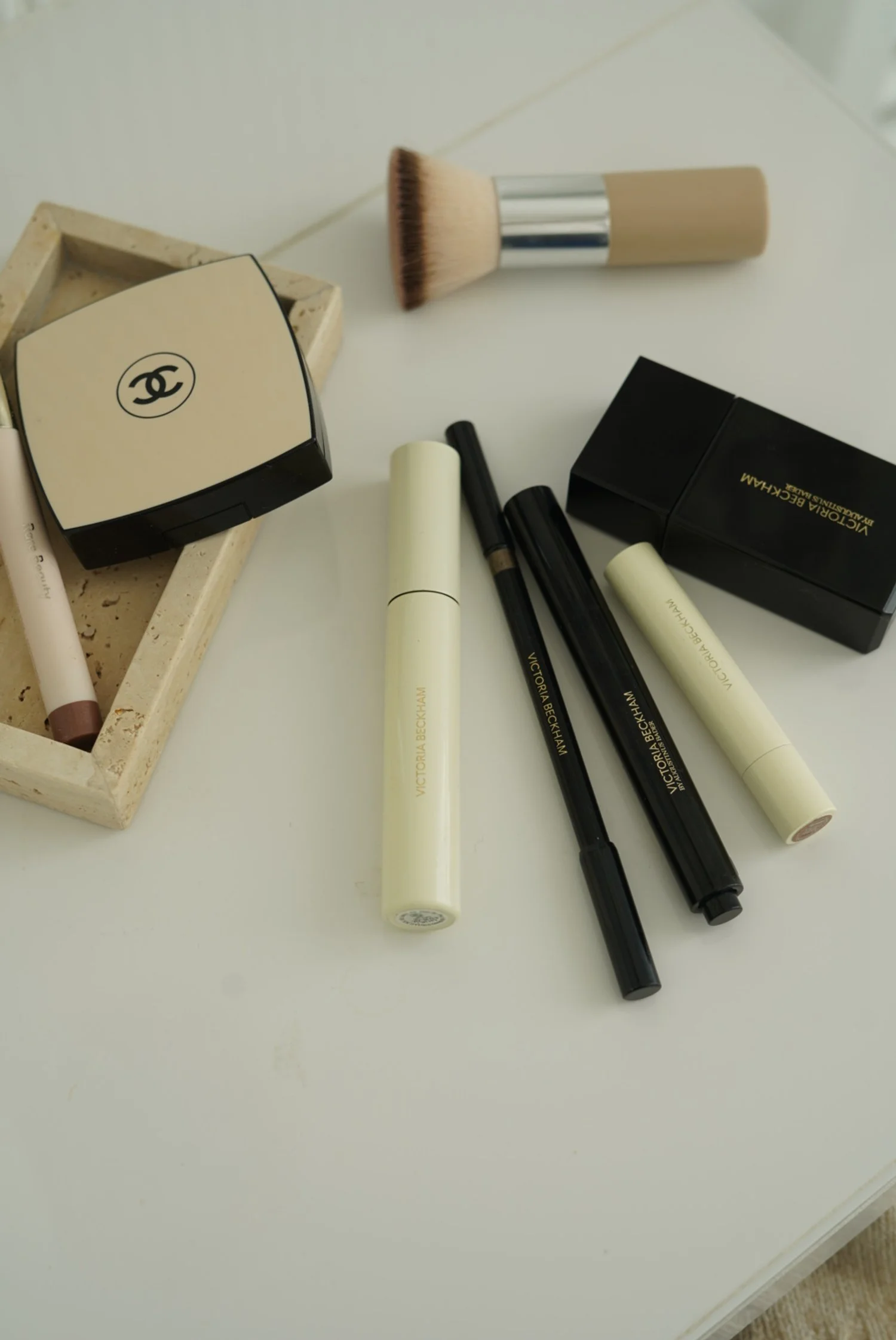 Coup de coeur : The Foundation Drops (7 Light Medium) by Victoria Beckham