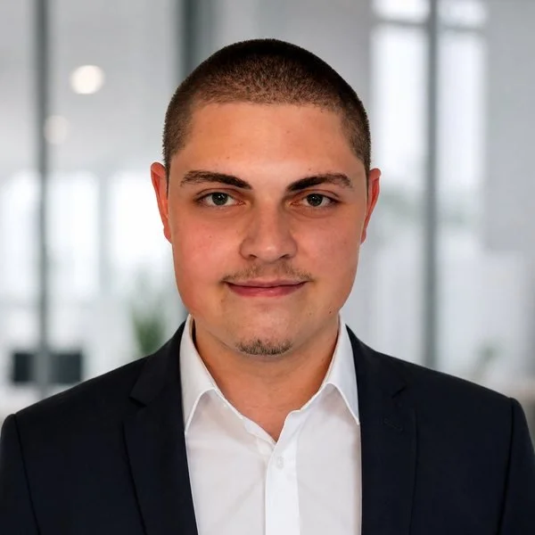 Niklas Nengelken, IT-Sicherheitsberater für Zahnarztpraxen in Köln