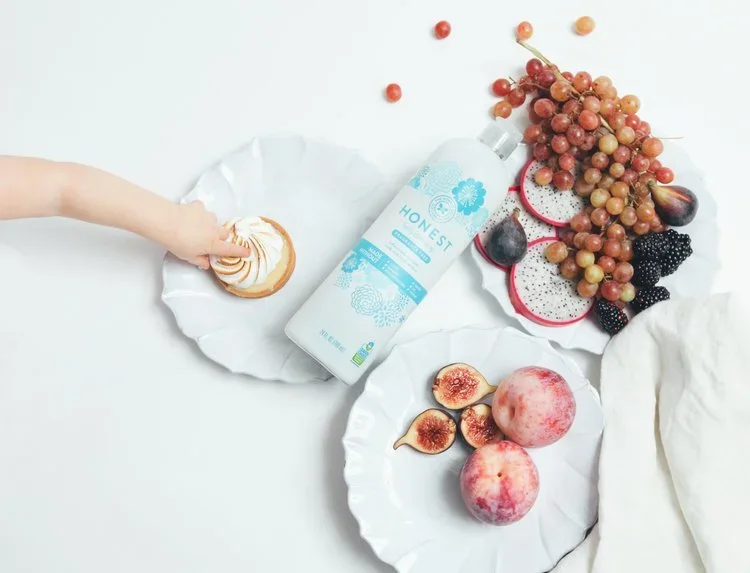 In this shoot, my daughter and I partnered with Honest Co. products to show the gentle and pure nature of their home cleaning products.