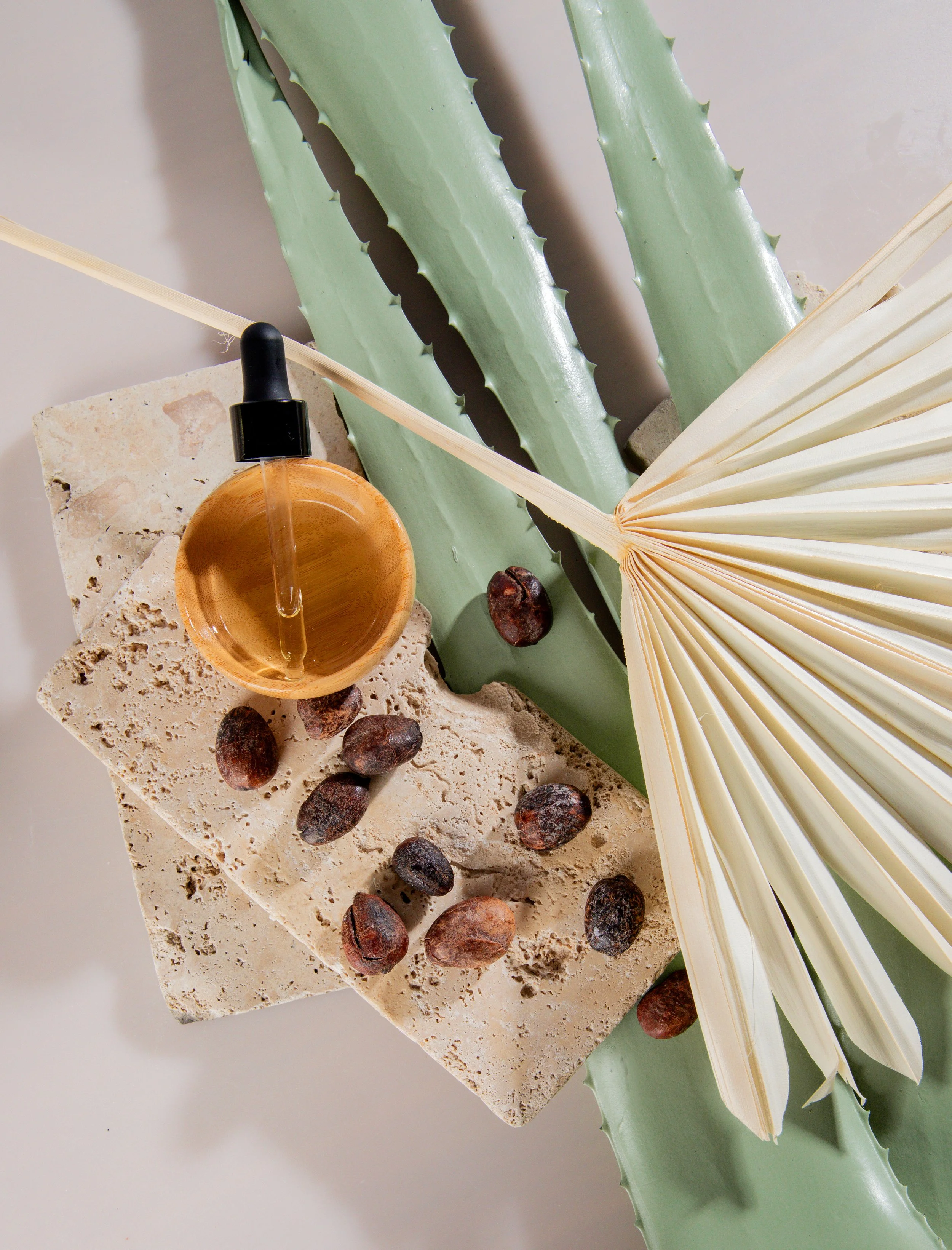 In this shoot, I deconstructed skincare products to show the clean nature of Bellanomi African Skincare.  We produced flat lay photography showcasing the gorgeous and pure ingredients in each product.  The client wanted customers to be able to have a