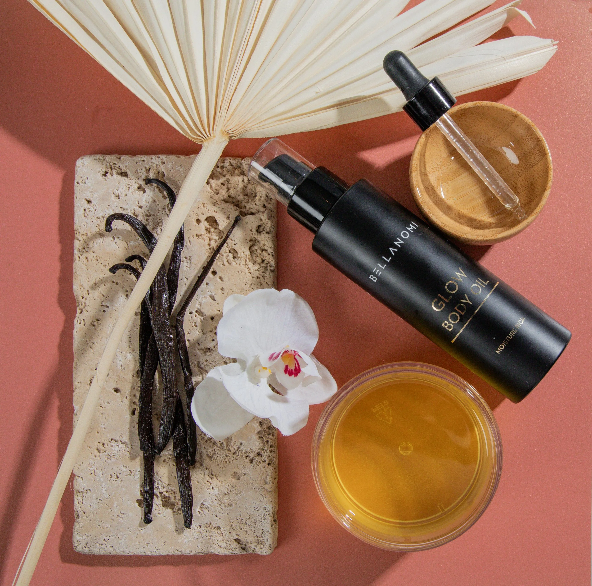 In this shoot, I deconstructed skincare products to show the clean nature of Bellanomi African Skincare.  We produced flat lay photography showcasing the gorgeous and pure ingredients in each product.  The client wanted customers to be able to have a