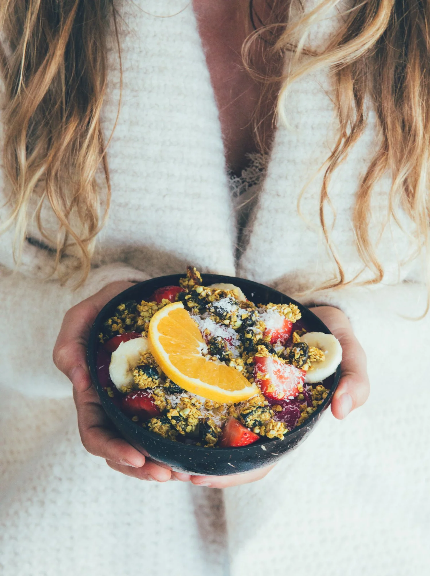 Social Media + Print Ad Campaign for Southern Squeeze