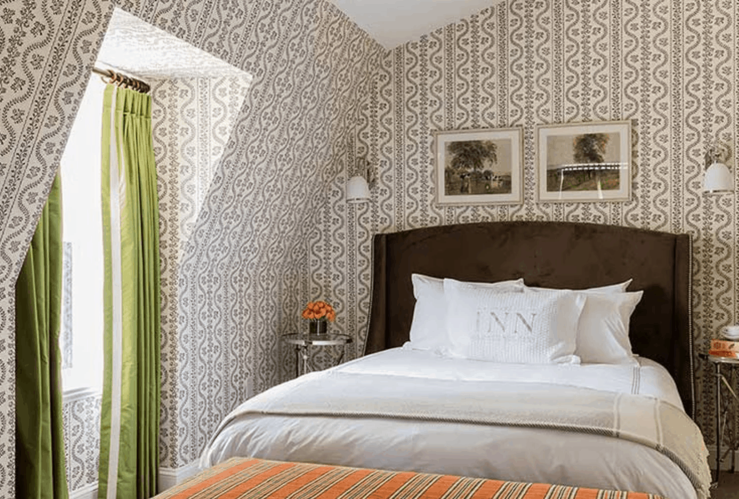 sister-parish-dolly-brown-robin-gannon-interior-design-wallpaper.png
