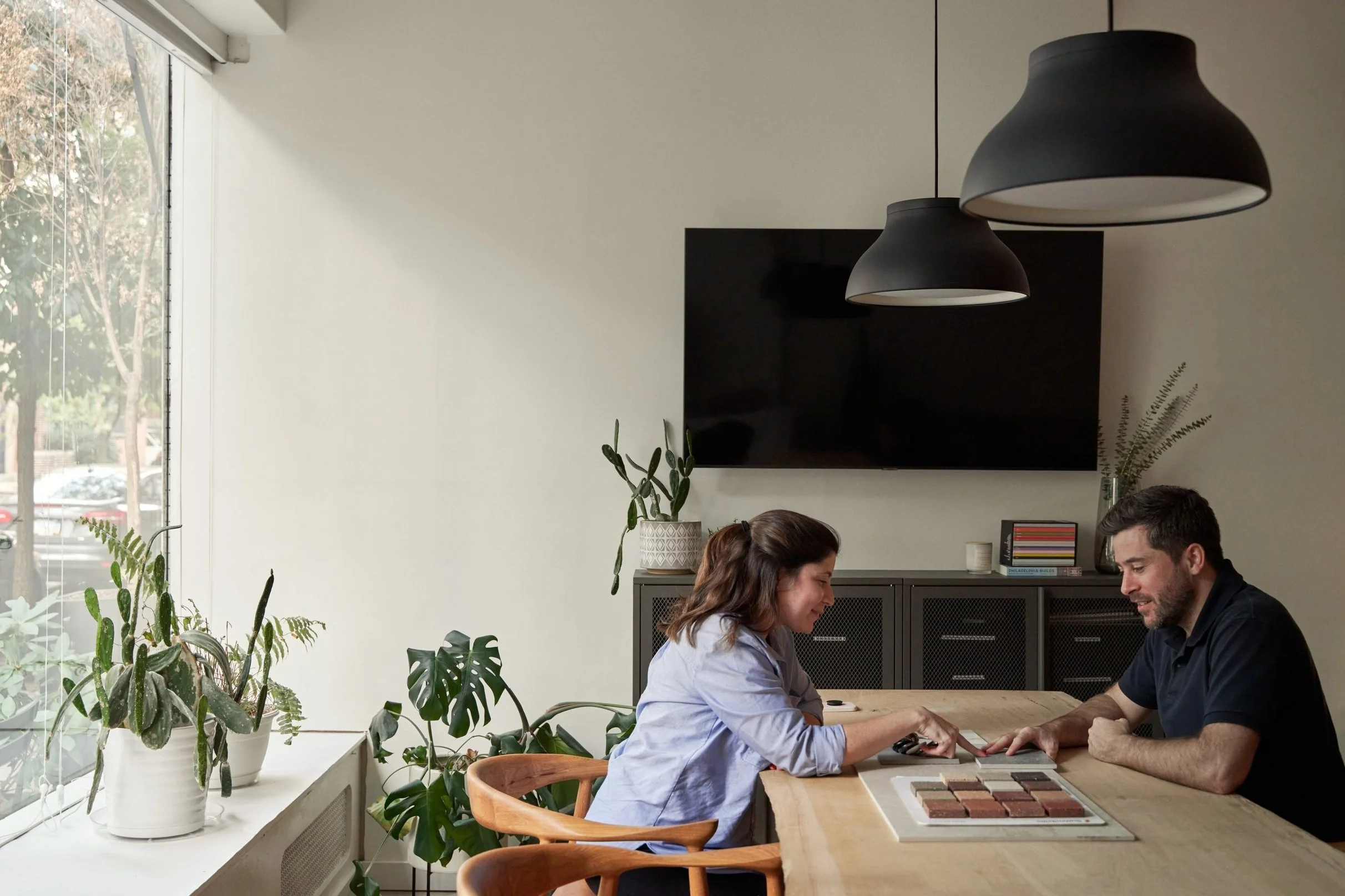Principals Lea and Evan Litvin collaborate on material selections in the Lo Design office.