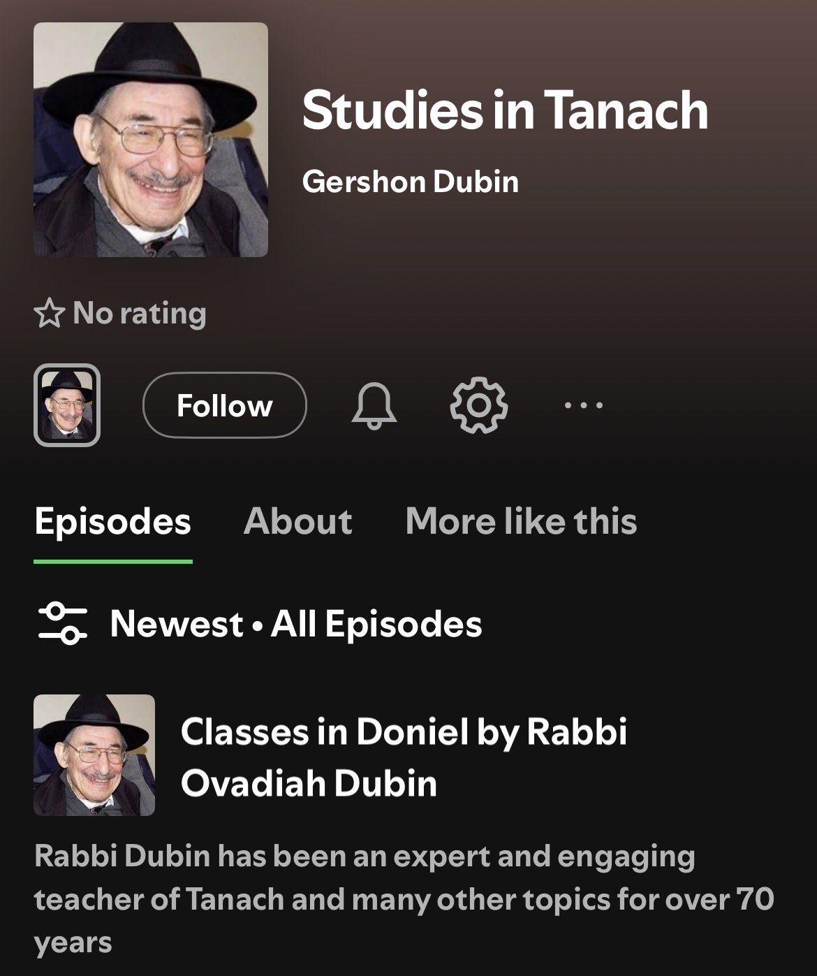 Smartphone displaying a podcast app playing a lecture on Tanach