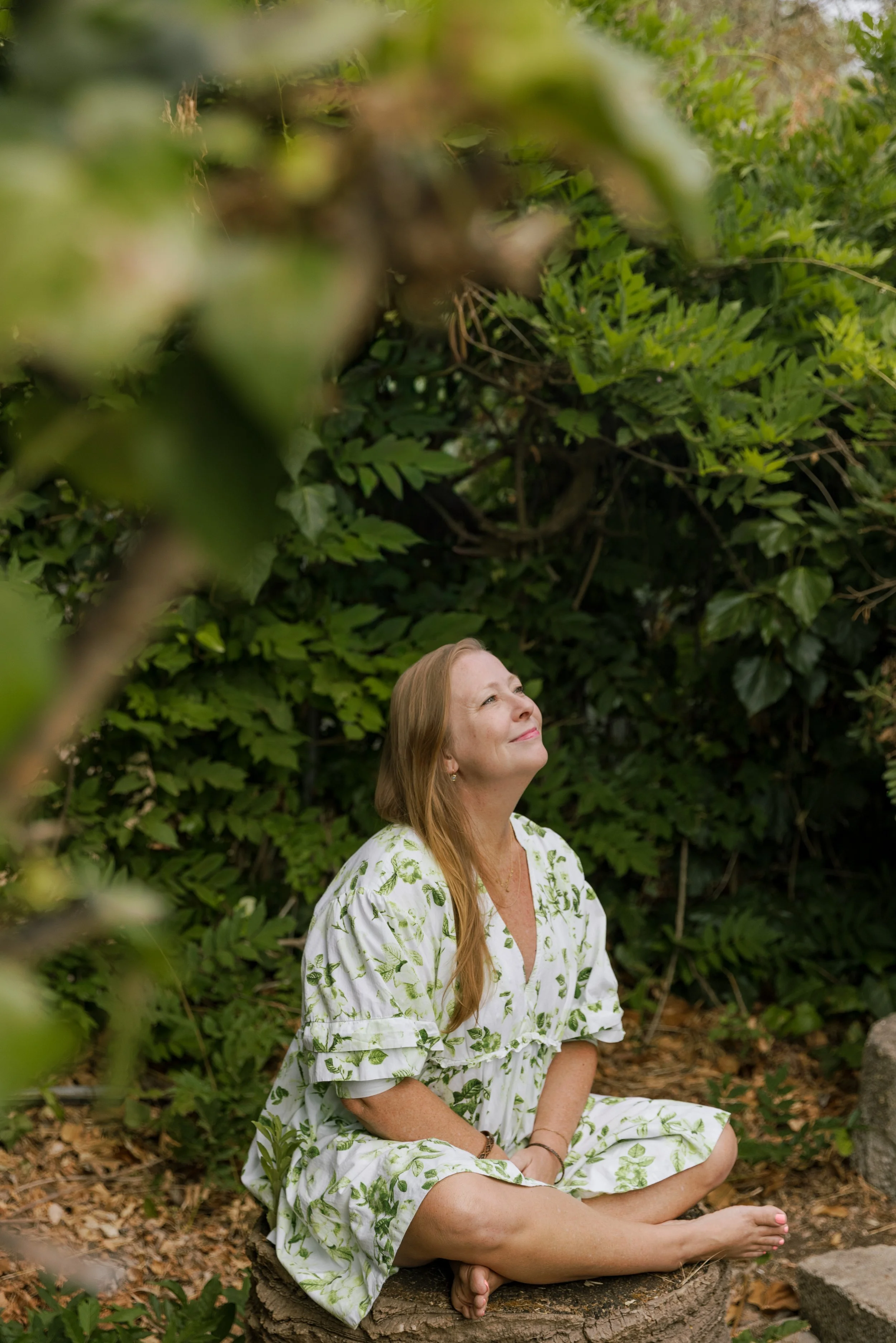 Thryn Young, Ordained Minister and Reiki Master, offering grief and spiritual support for those around the United States.