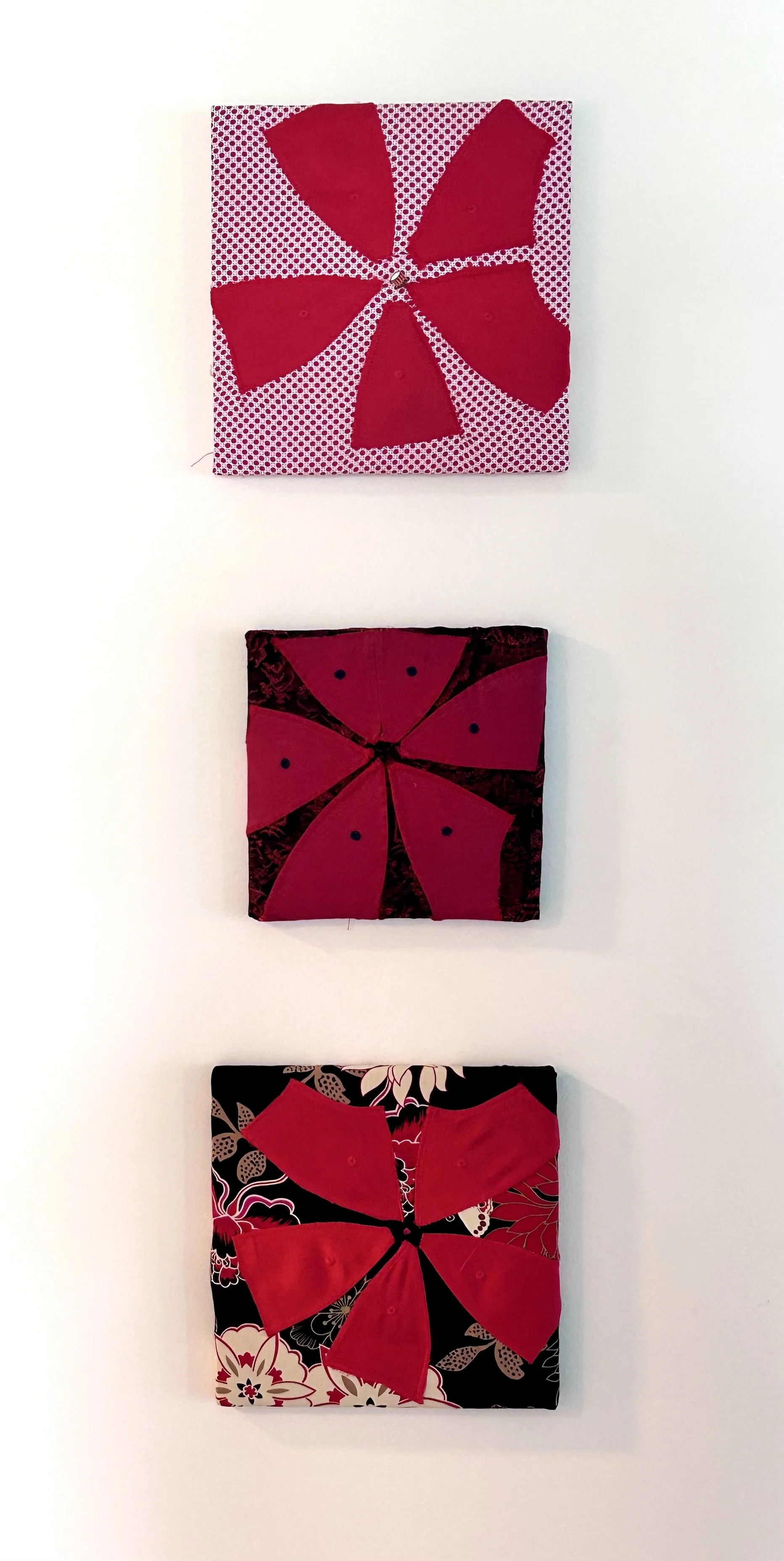 Brigade.
Found quilting fabrics, red baseball caps, found.
Top to bottom:
12 in x 12 in; 10 in x 10 in; 12 in x 12 in. 2024.