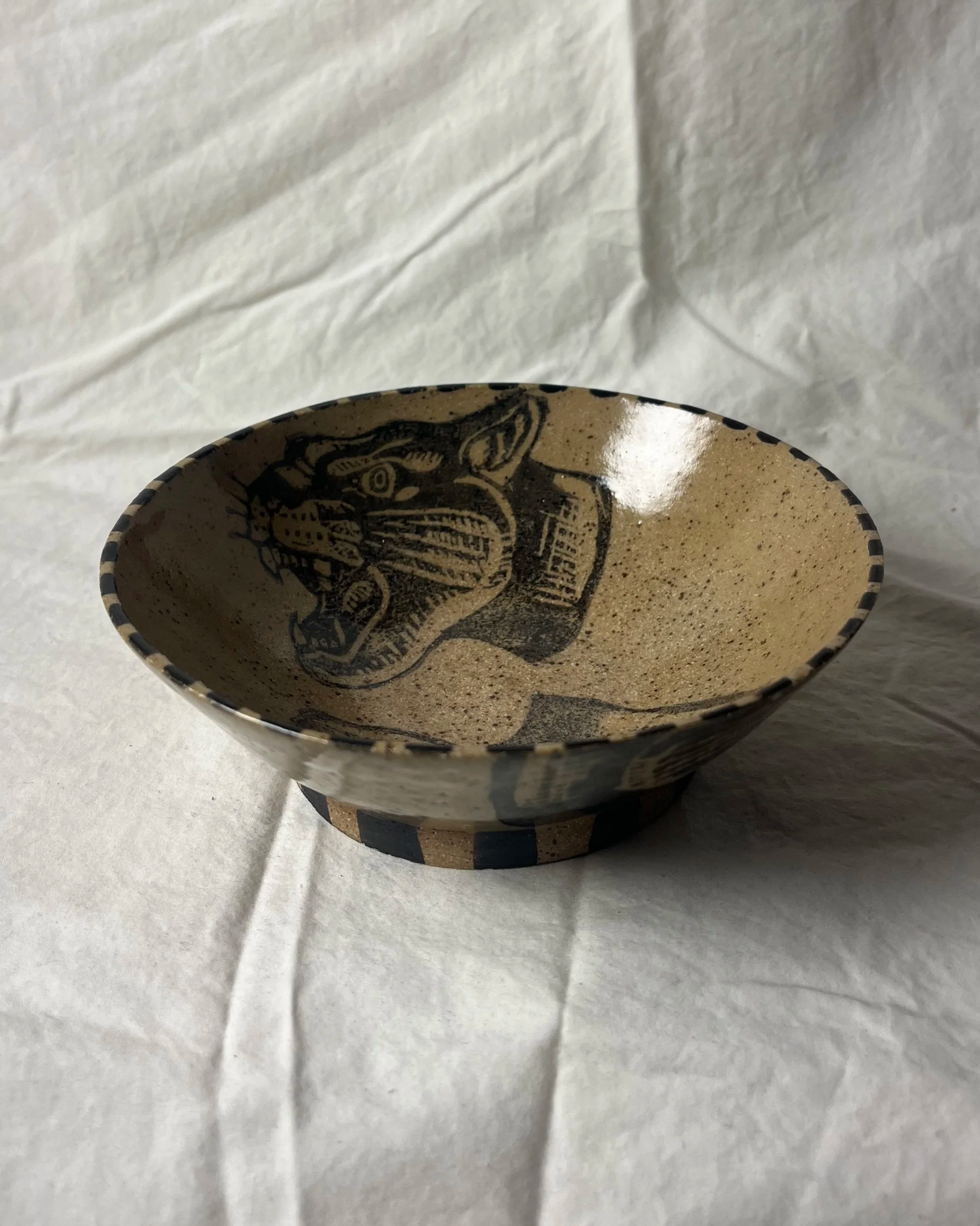 Fighting panther head bowl