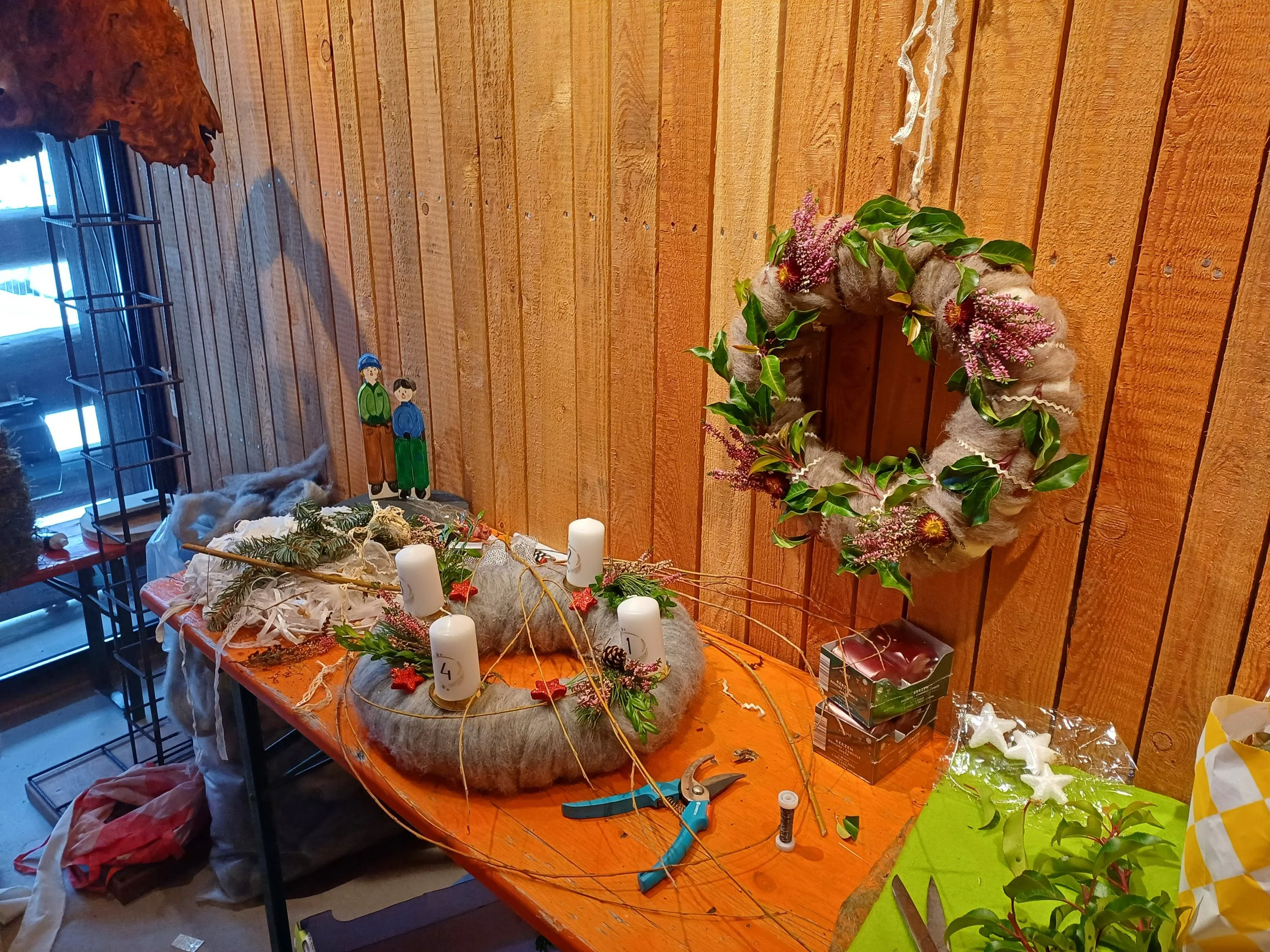 Adventkranz und Gestecke Basteln