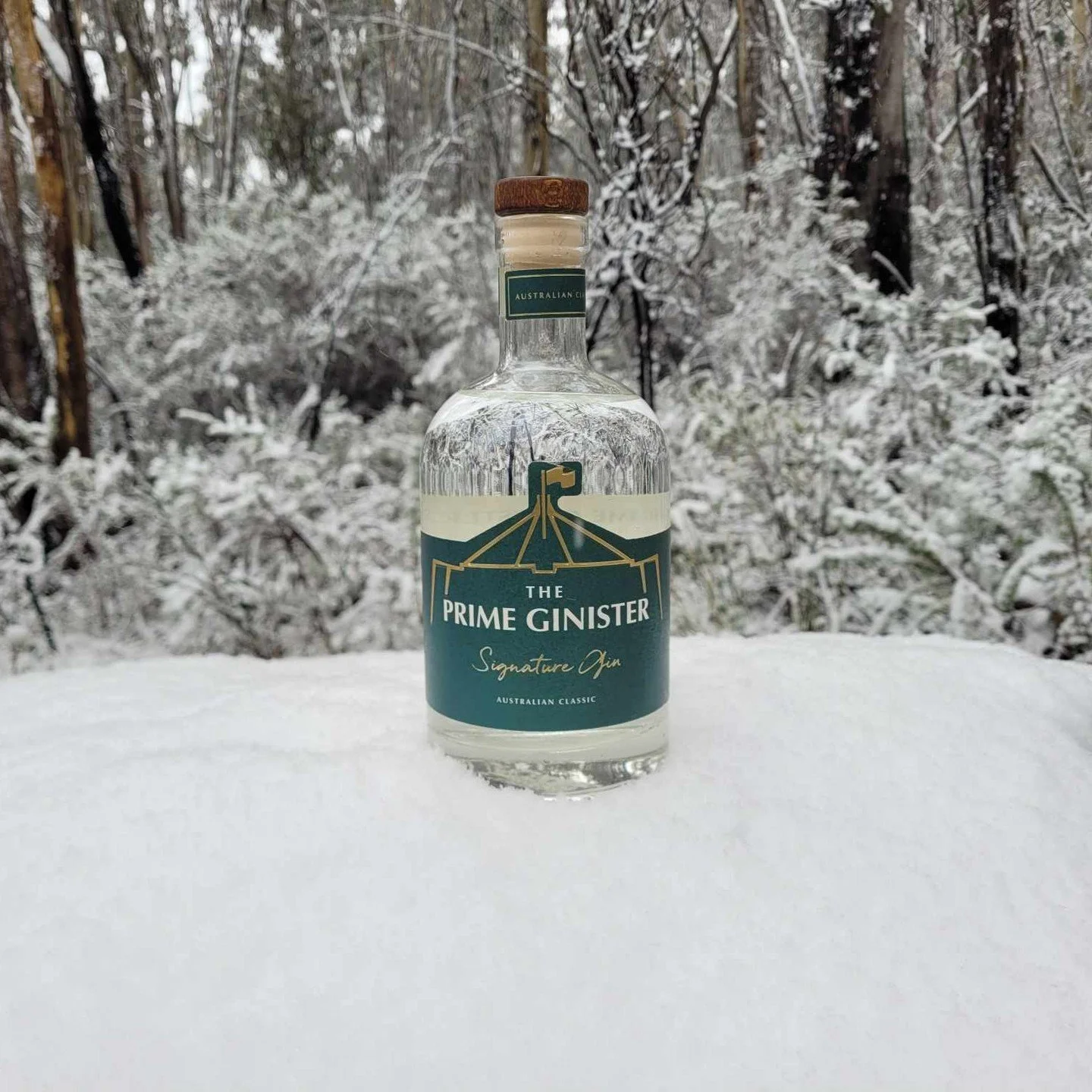 ❄️ Winter&rsquo;s on the way out&hellip; time to stock up for sunnier days ahead ☀️🍸

The Prime Ginister &ndash; Signature Gin: crisp, refreshing, and ready for summer. 🥂

#ThePrimeGinister #GinSeason #CanberraGin