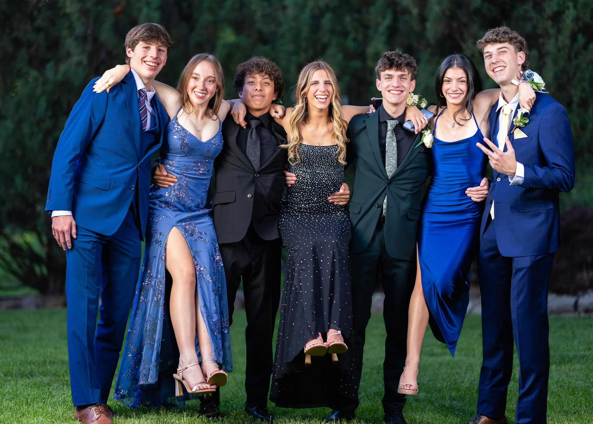 Verona NJ Prom Group Photo | Backyard Prom Photography