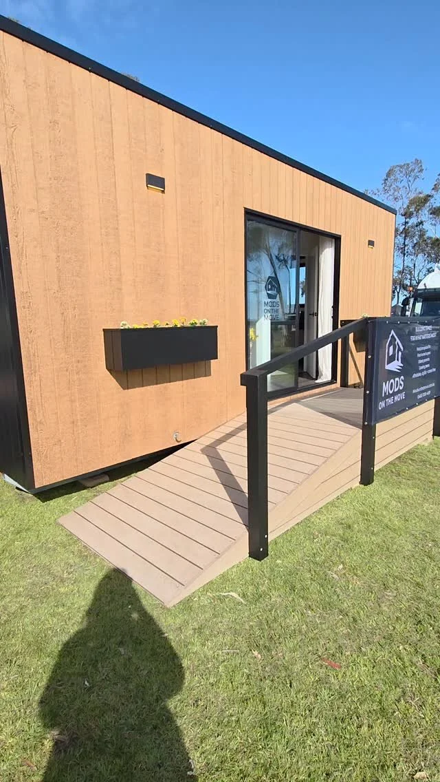 Geelong put on an absolutely stunning day for the first day of the @tinyhomeexpo. Thank you to everyone who came through, we appreciate all the feedback and had an amazing time chatting with everyone! We couldn't be more excited for the rest of the w