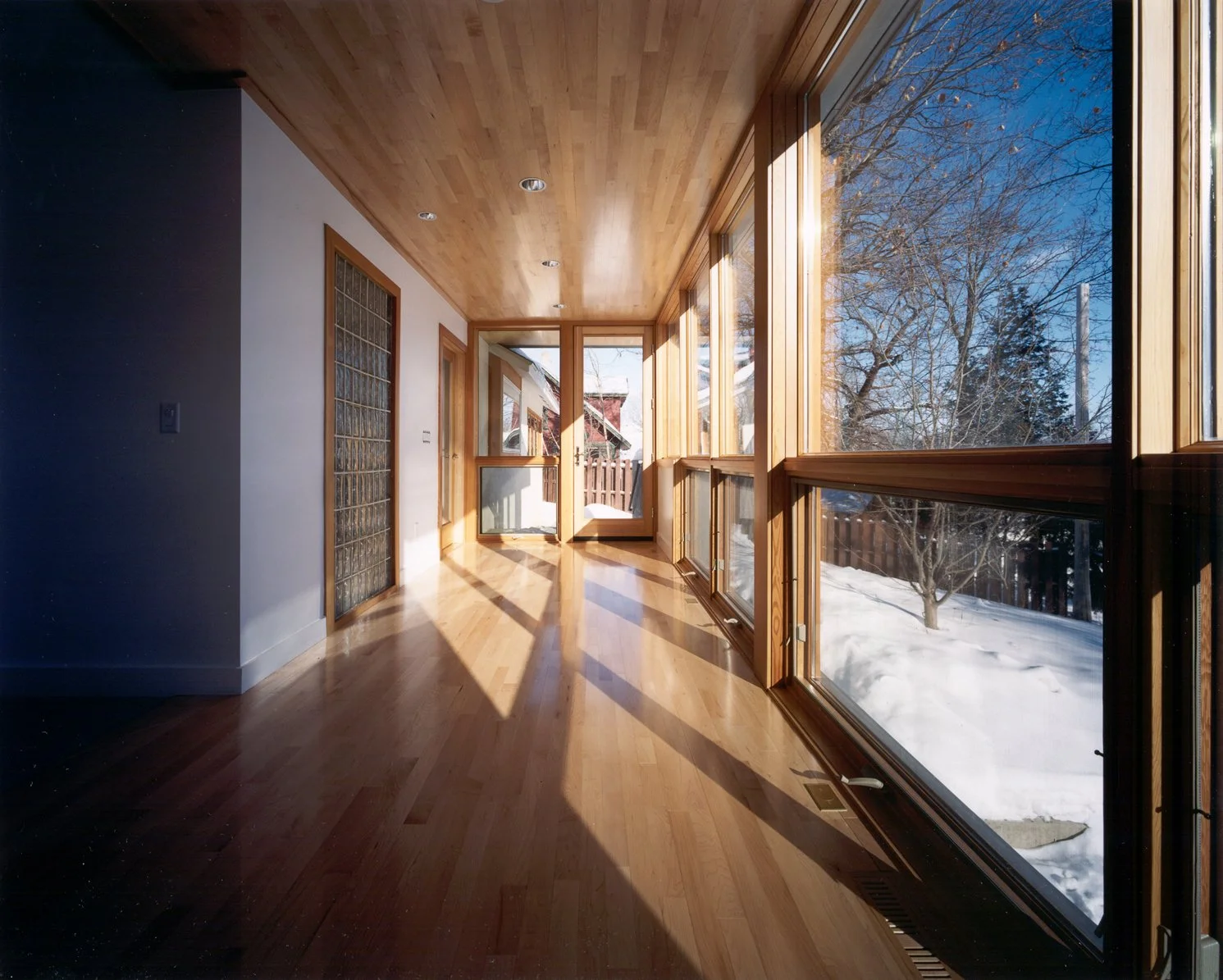 interior_sunroom.jpg
