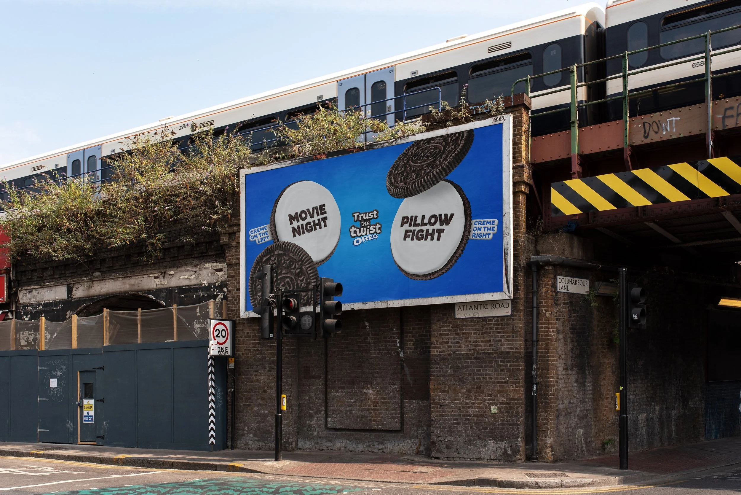 shiniaev-oreo-trust-the-twist-campaign-billboard-series-final.jpeg