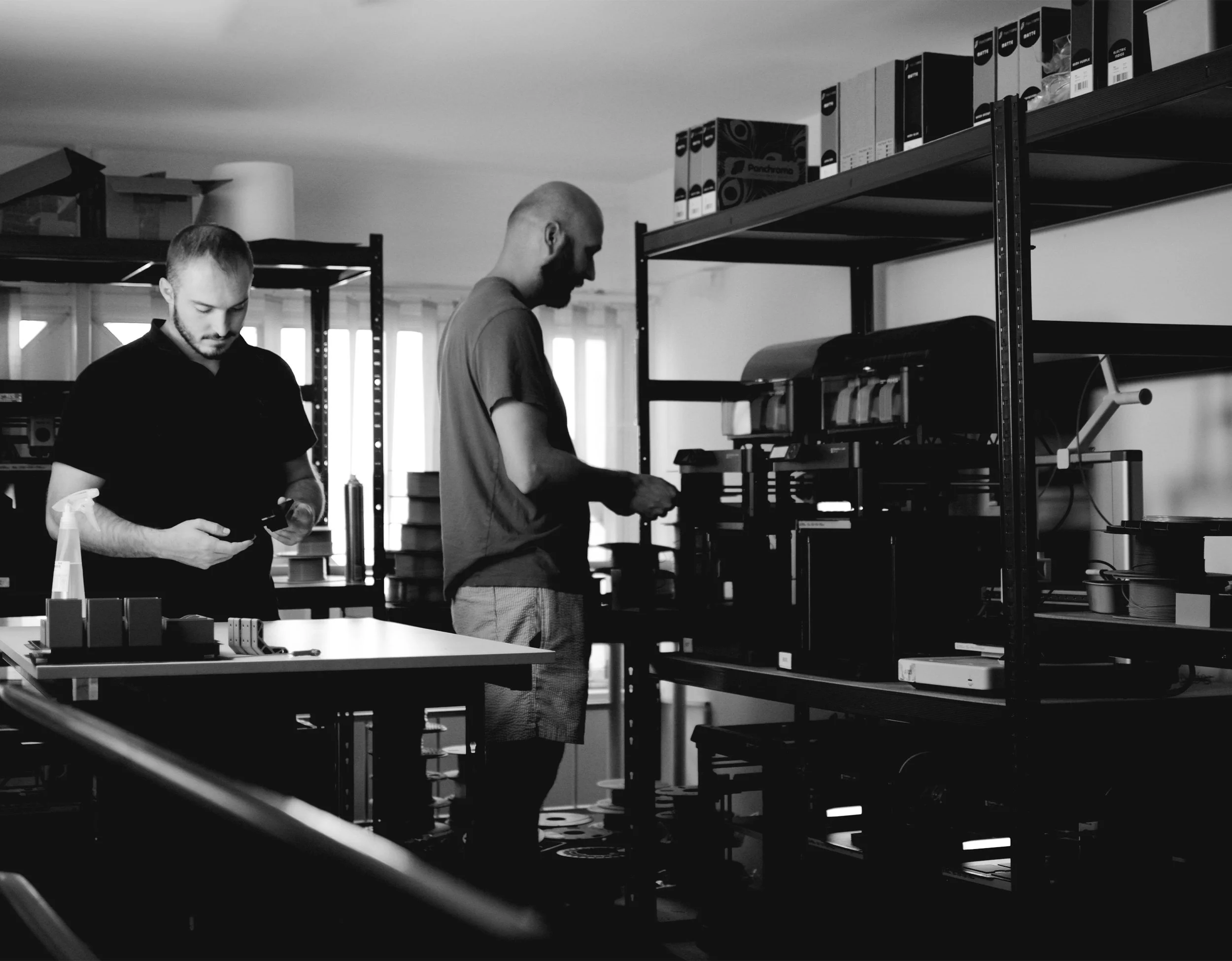 Foxform csapat 3D nyomtatás és ipari tervezés közben Kecskeméten – 3D modellezés és prototípus gyártás