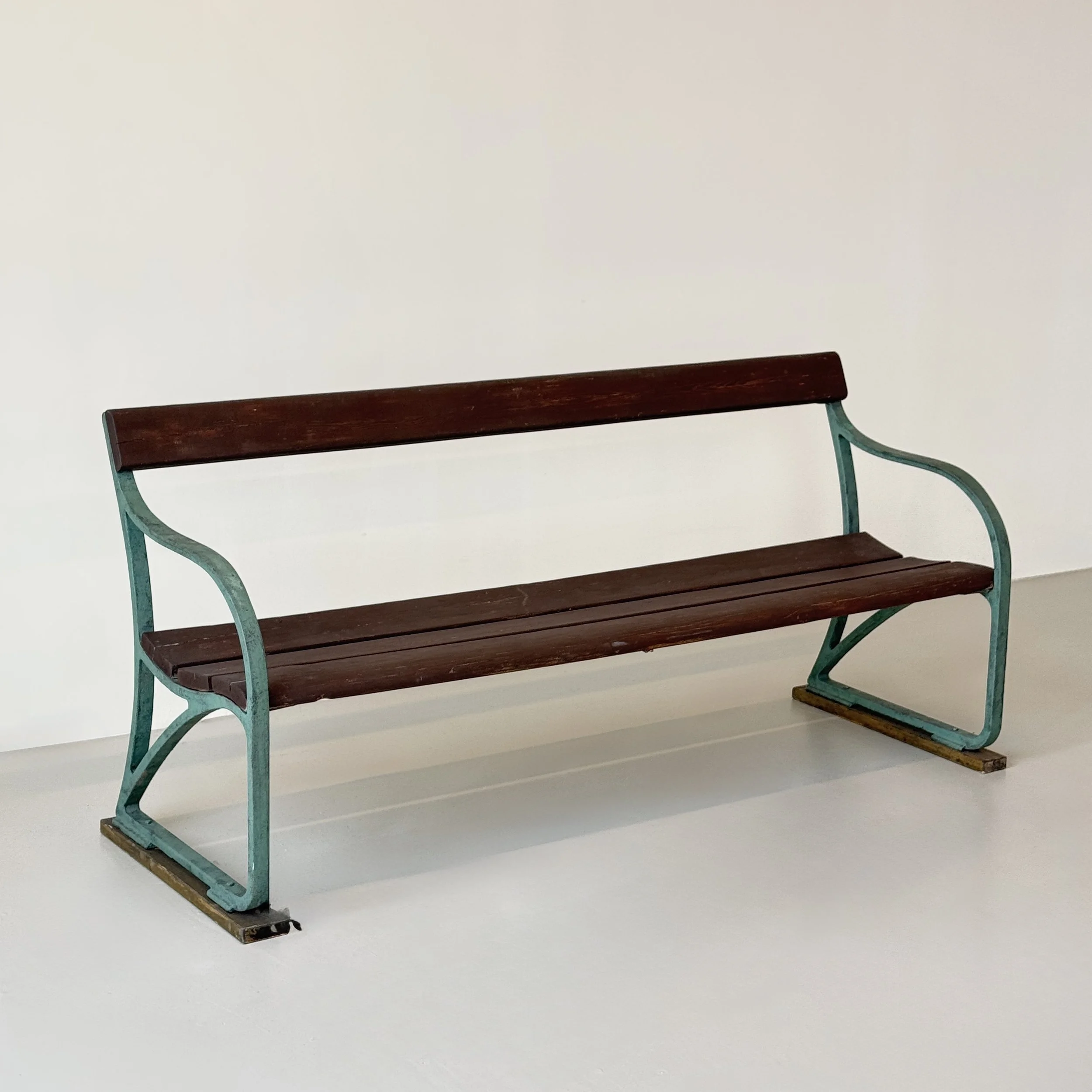 Näfveqvarns Bruk, bench, 1920s