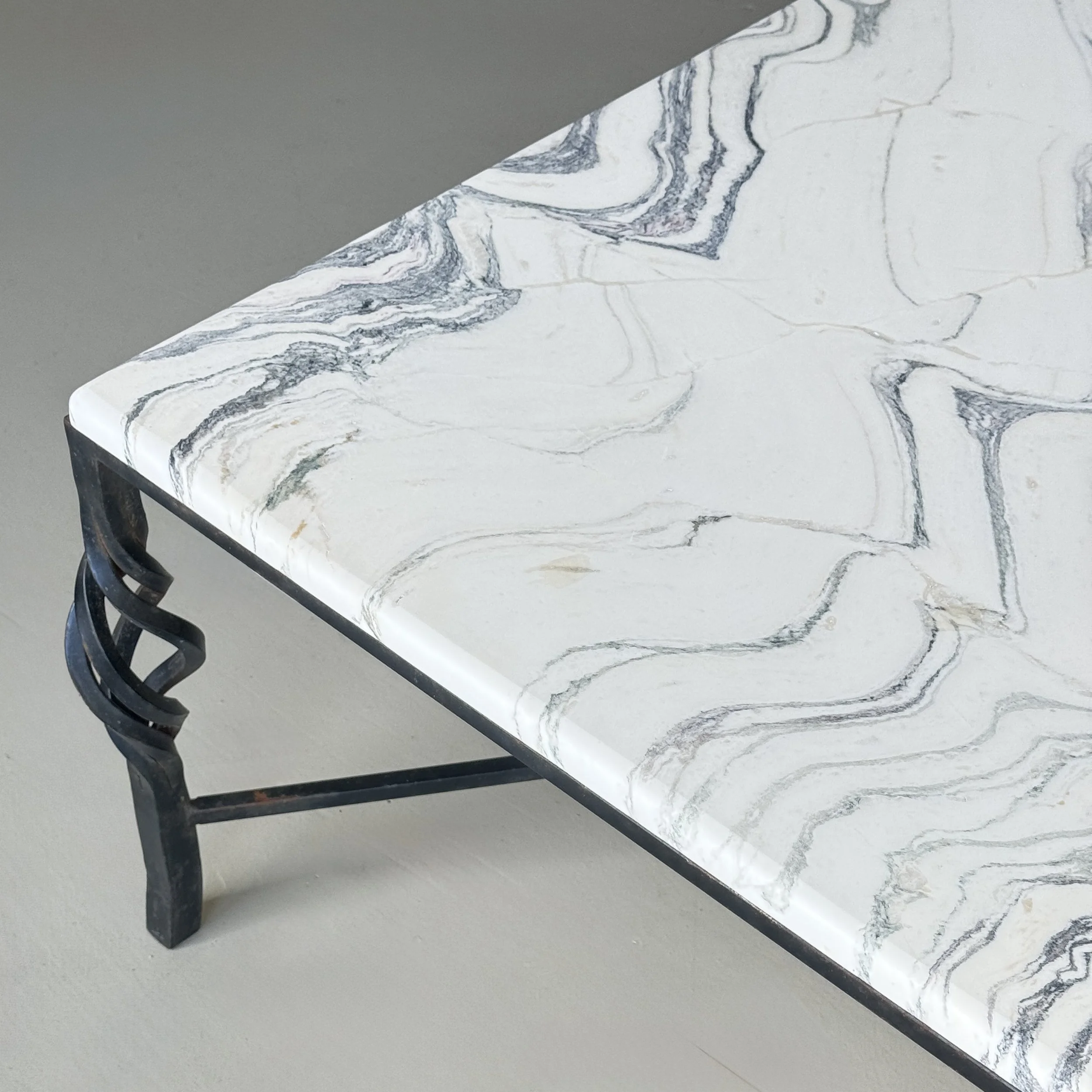 Corde_iron low table_3.JPG