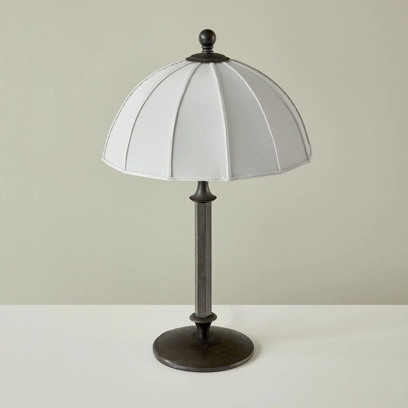 Attributed to Harald Notini, table lamp, model 6910, circa 1930