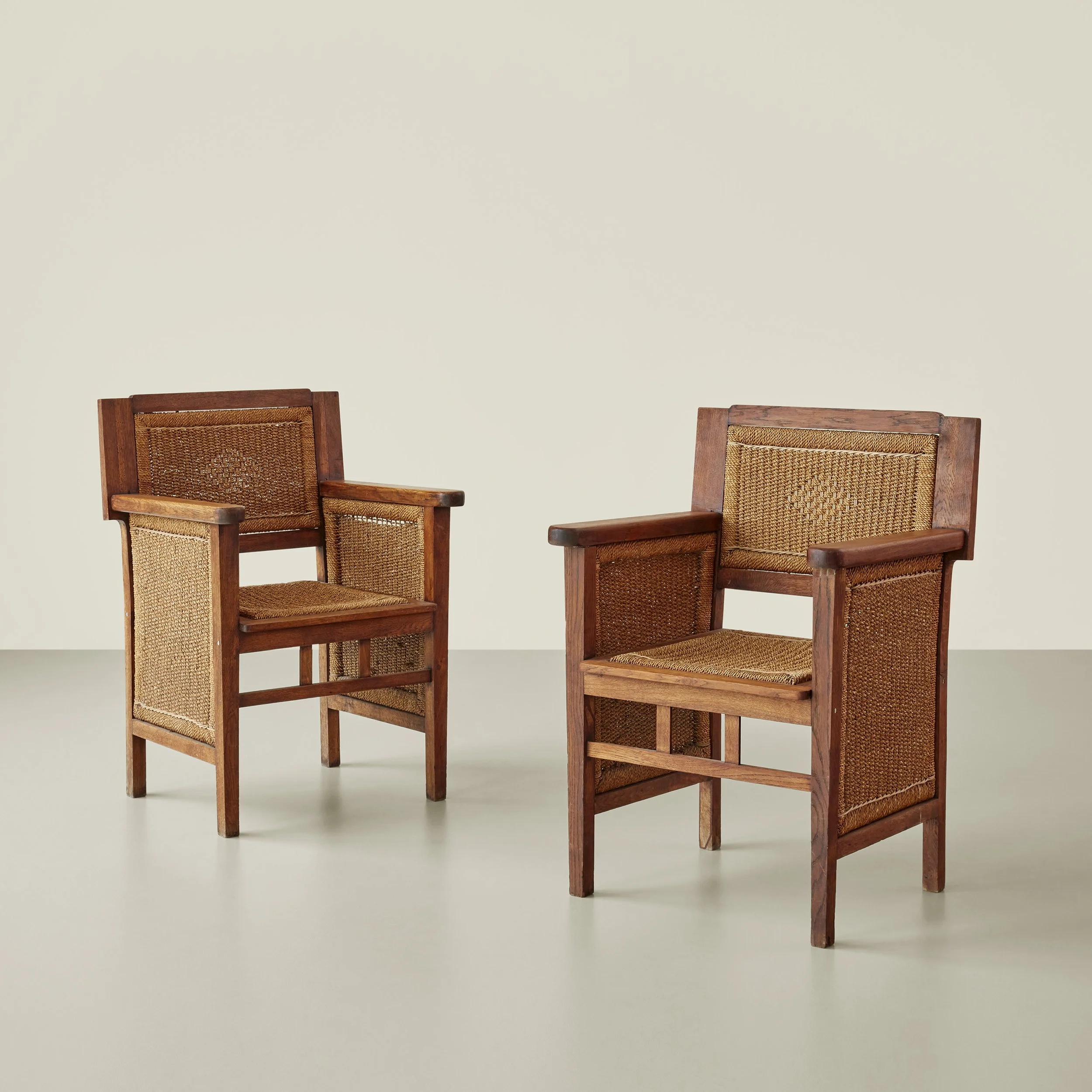 Attributed to Prag-Rudniker, pair of armchairs, circa 1910
