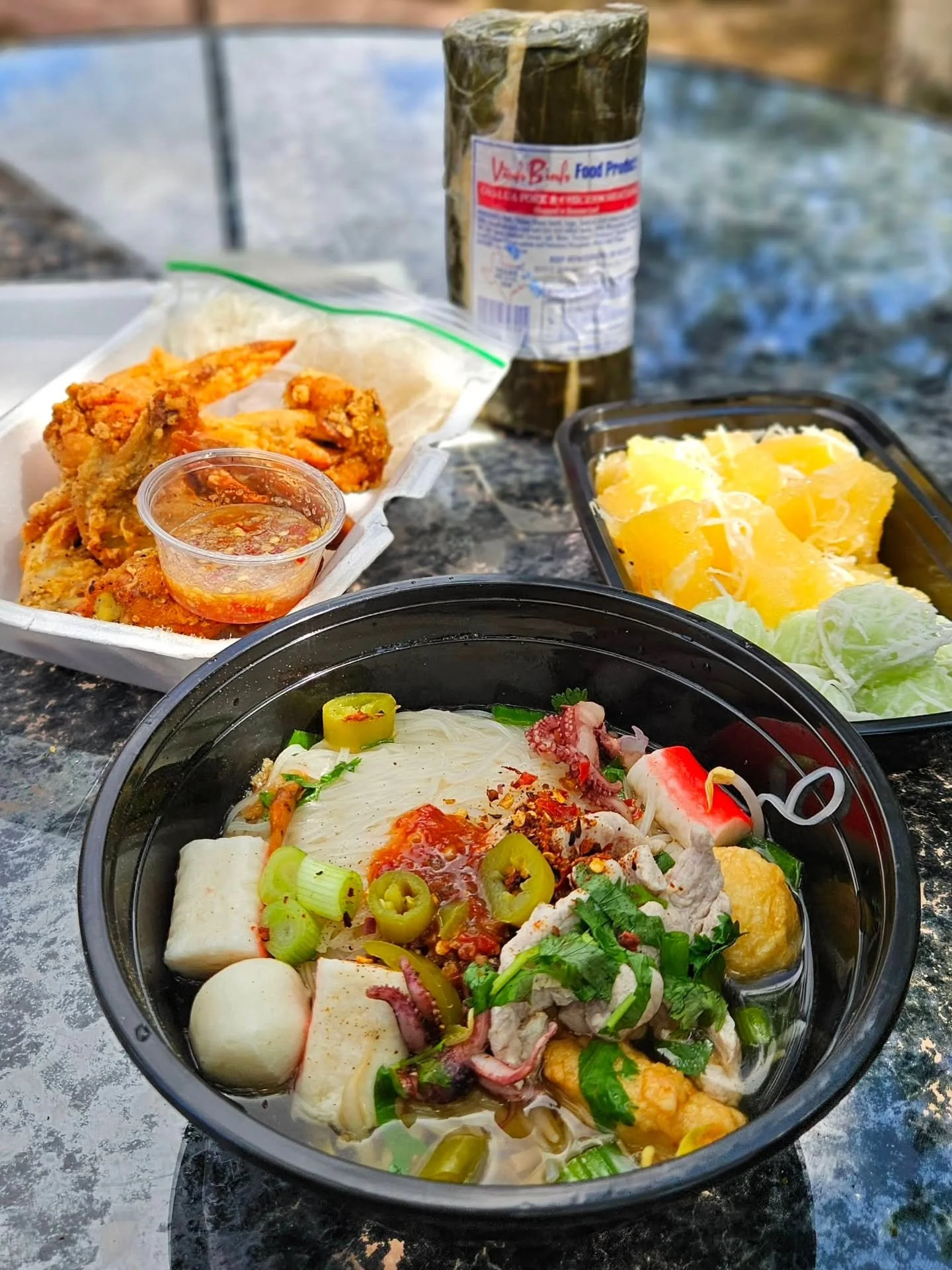 SAVE THE DATE Austin Thai Temple 2025 End-of-Year Market 

If you&rsquo;re looking for a meaningful way to spend time with family while supporting our local Asian community, the Thai temple is hosting their end-of-year market, Sunday, Dec 14!

🕘 Tim