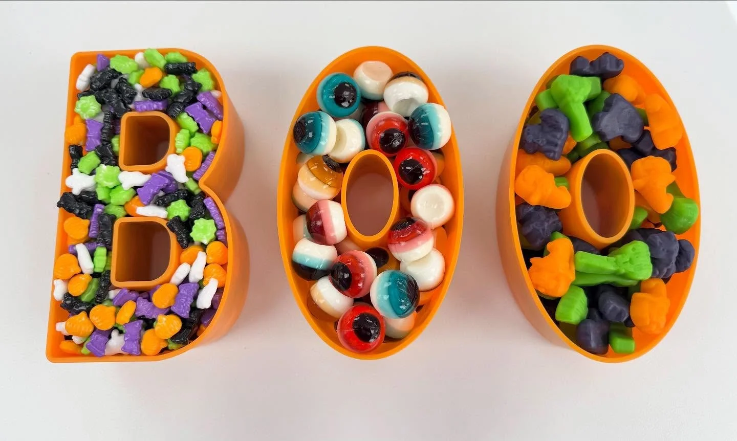 Happy Halloween ✨👻🧡🖤🎃

#lovelettersnj #giftstore #gifts #candy #candygifts #candystore #specialtycandy #halloweentreats 
#sweets #shoplocal #halloween #happyhalloween