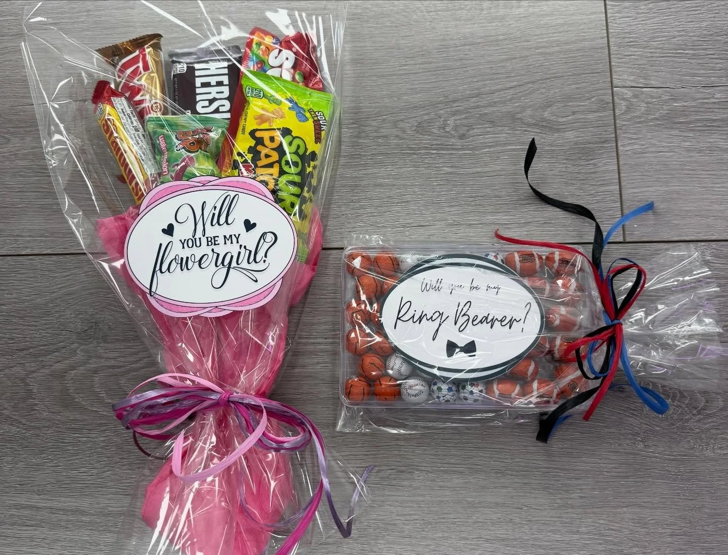 Such a Sweet Way to ask a Very Important Question! 💕💍👰&zwj;♀️🤵&zwj;♂️💕

#flowergirl #ringbearer #candybouquet #candy #wedding