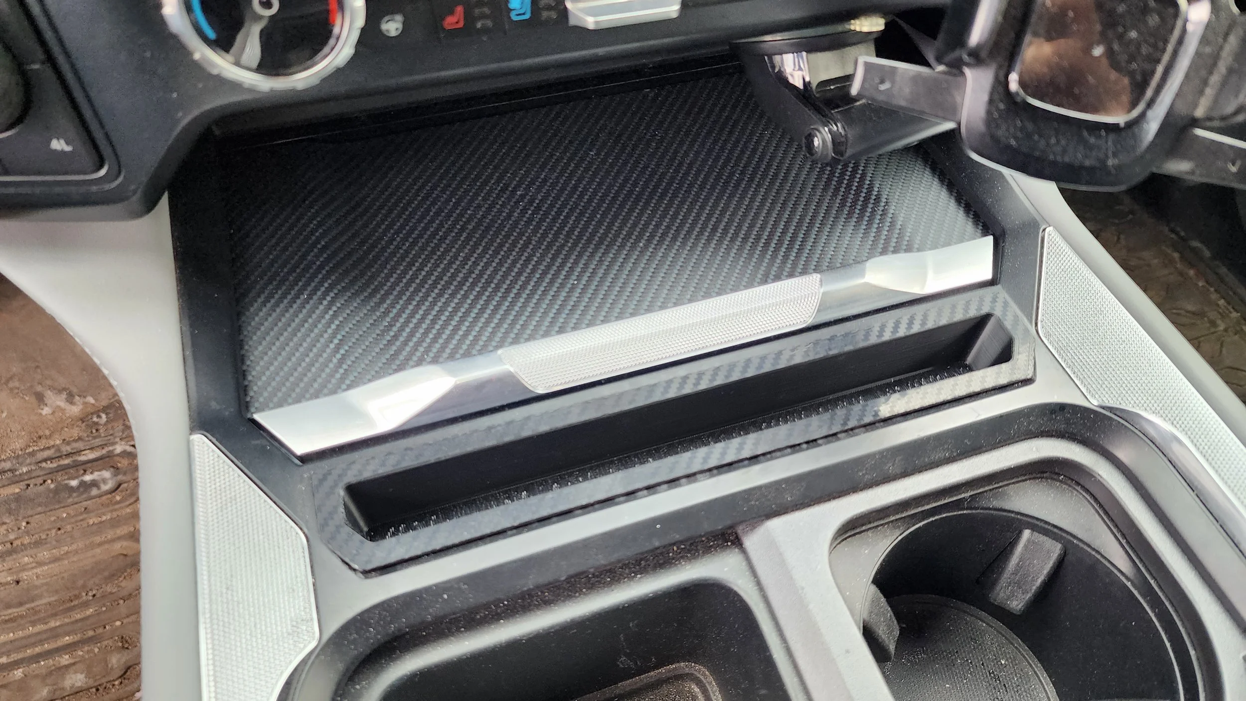 2023-2024 Super Duty Center Console Tray Carbon Fiber Pattern