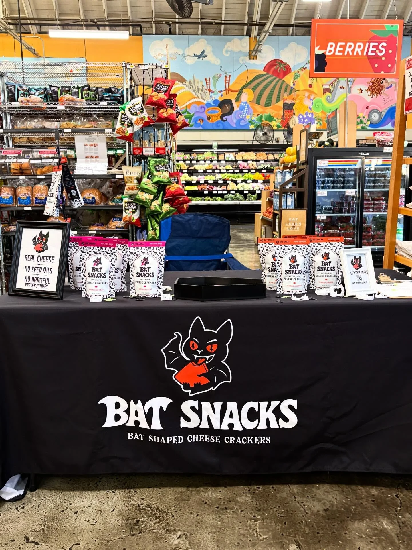 Today, literally right now, 3:42PM🕰️ Monday 3/23 we are at @alamedanaturalgrocery UNTIL the sun setteth upon our wings&hellip; or just as late as we can!🦇✨

If you&rsquo;re in town come say hi👋, grab a sample, or a few bags! 🧛🏻&zwj;♂️

The creat