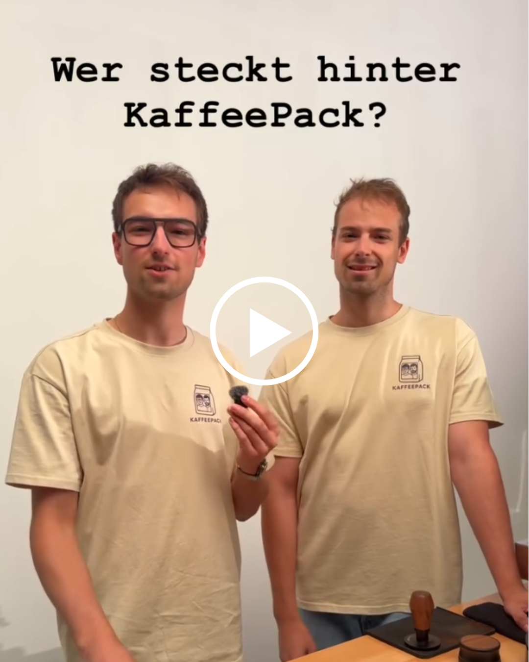 Vincent Monning und Jan-Niclas Monning, Gründer von KaffeePack zu sehen, Instagram Beitrag: Wer steckt hinter KaffeePack?