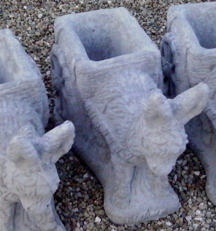 PD150 DONKEY CART PLANTER