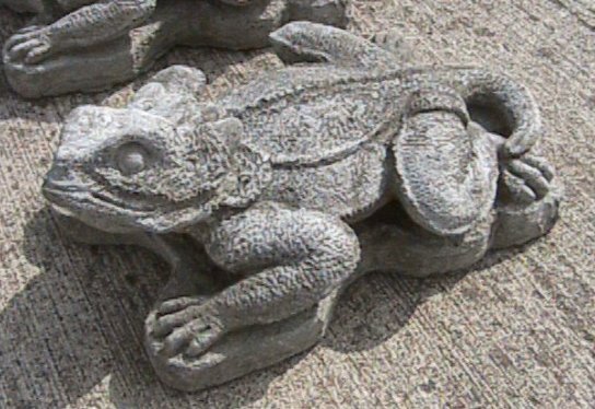 AL611 LIZARD HORNED $12